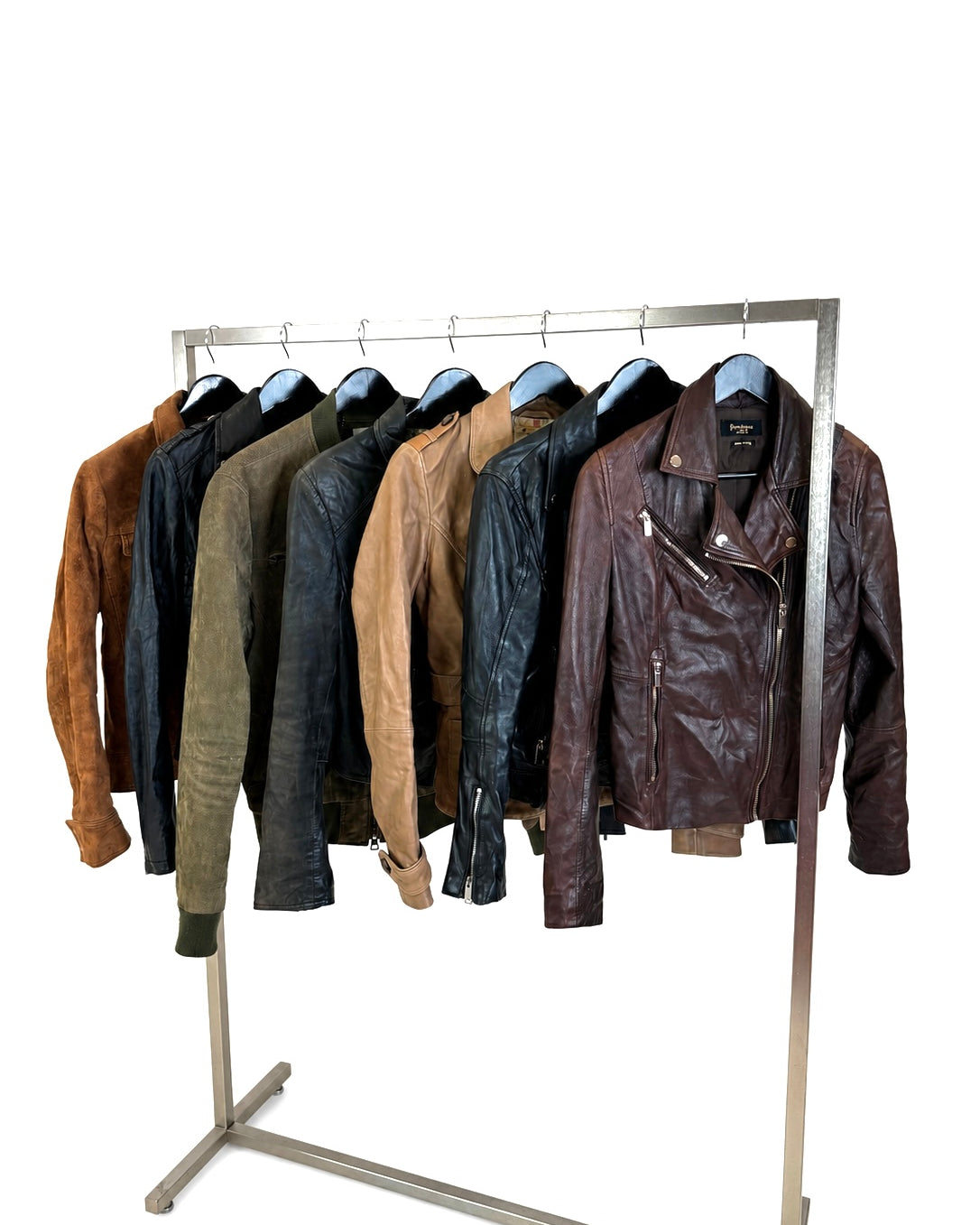 Mix-veste-en-cuir-vrai-cuir-vetements-coupe-slim-droite-large-regular-moderne-femme-ete-printemps-automne-hiver-vetement-vintage-grossiste-friperie-wholesaler-seconde-main-marque-occasion-textile-piece-80-90-2000-2010-Y2K-french-pick-reseller-revente-en-ligne