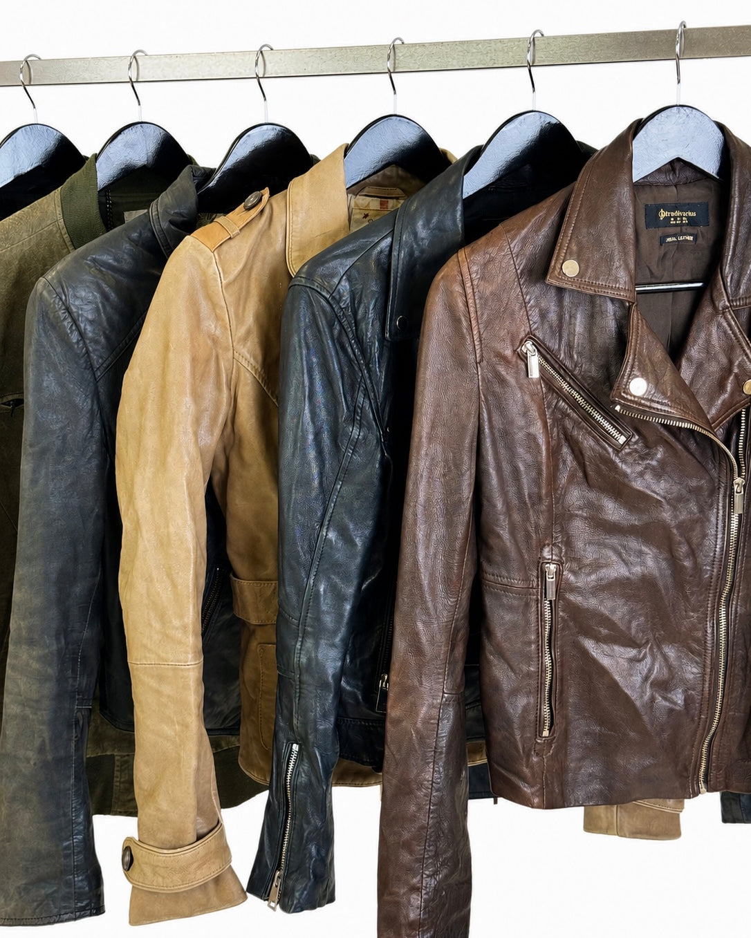 Mix-veste-en-cuir-vrai-cuir-vetements-coupe-slim-droite-large-regular-moderne-femme-ete-printemps-automne-hiver-vetement-vintage-grossiste-friperie-wholesaler-seconde-main-marque-occasion-textile-piece-80-90-2000-2010-Y2K-french-pick-reseller-revente-en-ligne