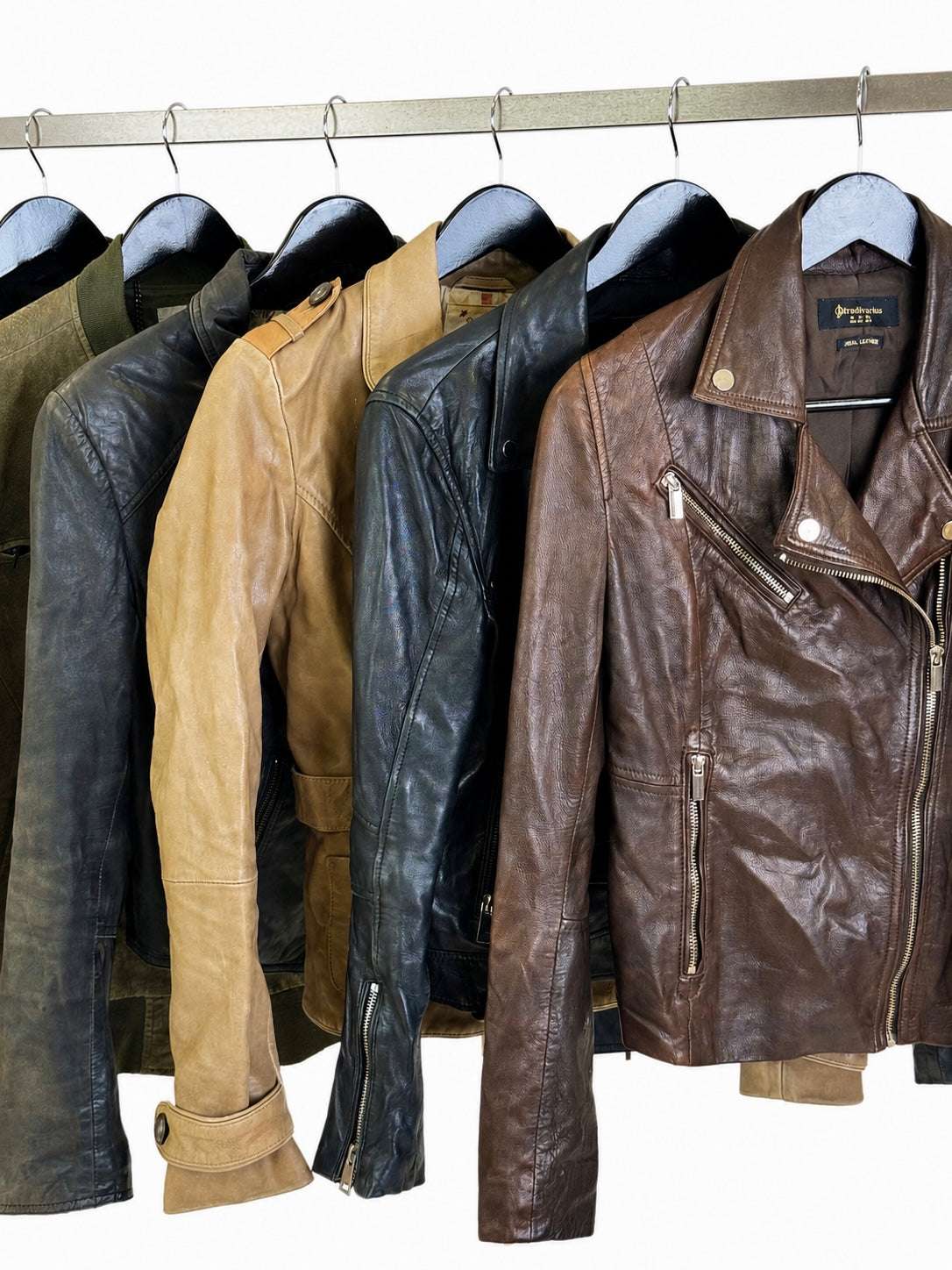 Mix-veste-en-cuir-vrai-cuir-vetements-coupe-slim-droite-large-regular-moderne-femme-ete-printemps-automne-hiver-vetement-vintage-grossiste-friperie-wholesaler-seconde-main-marque-occasion-textile-piece-80-90-2000-2010-Y2K-french-pick-reseller-revente-en-ligne