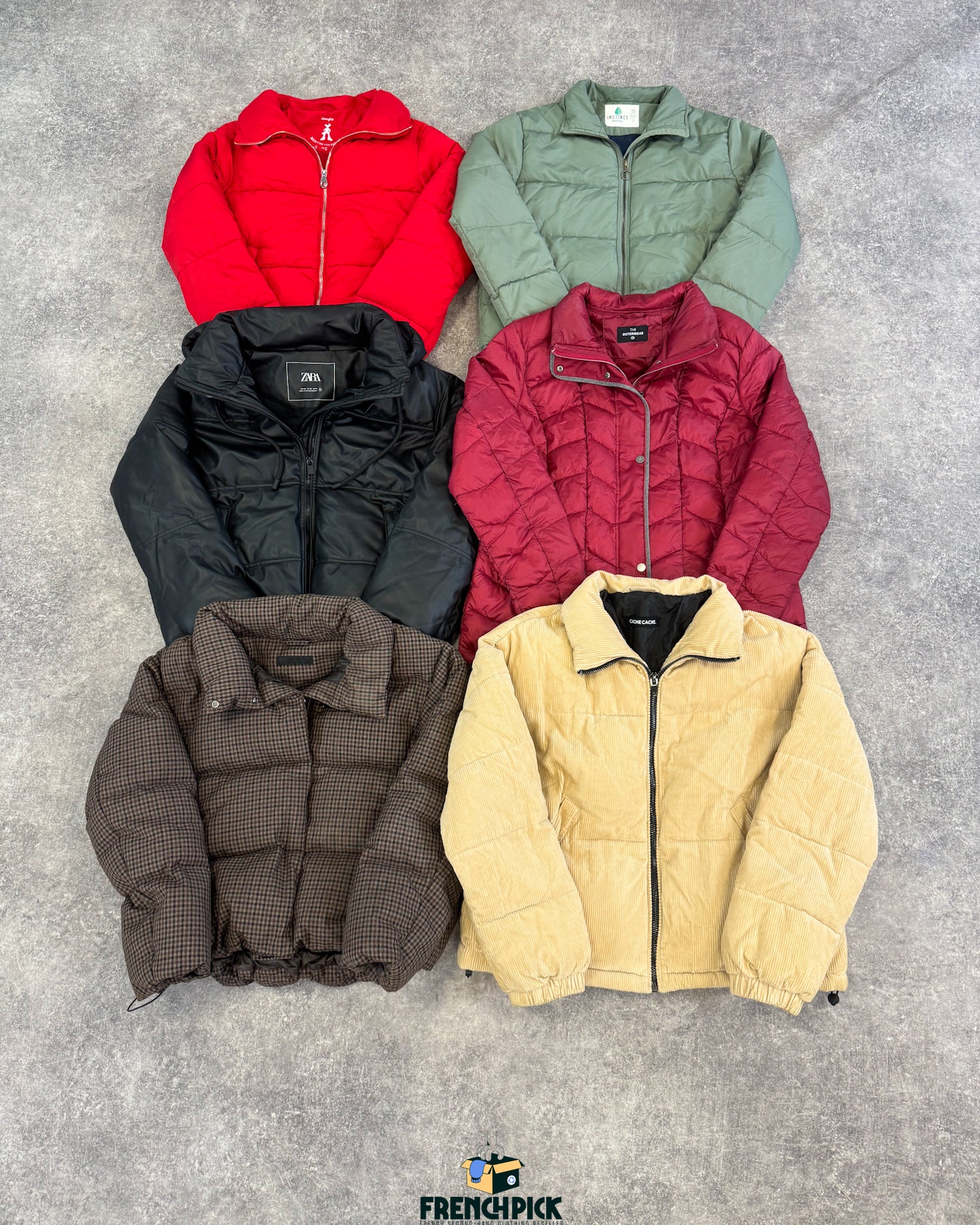 blouson-manteau-doudone-hiver-femme-moderne-vetement-grossiste-friperie-wholesaler-seconde-main-marque-occasion-textile-piece-annees-80-90-2000-2010-french-pick