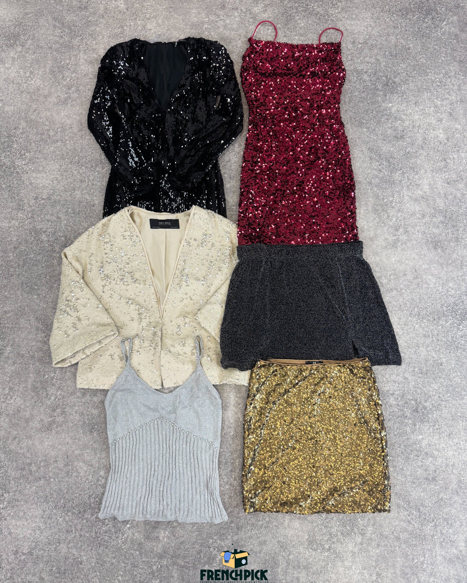 Vetements-tenues-fete-soiree-nouvel-an-noel-robe-paillettes-sequin-top-chemise-pantalon-femme-moderne-vetement-grossiste-friperie-wholesaler-seconde-main-marque-occasion-textile-piece-annees-80-90-2000-2010-french-pick