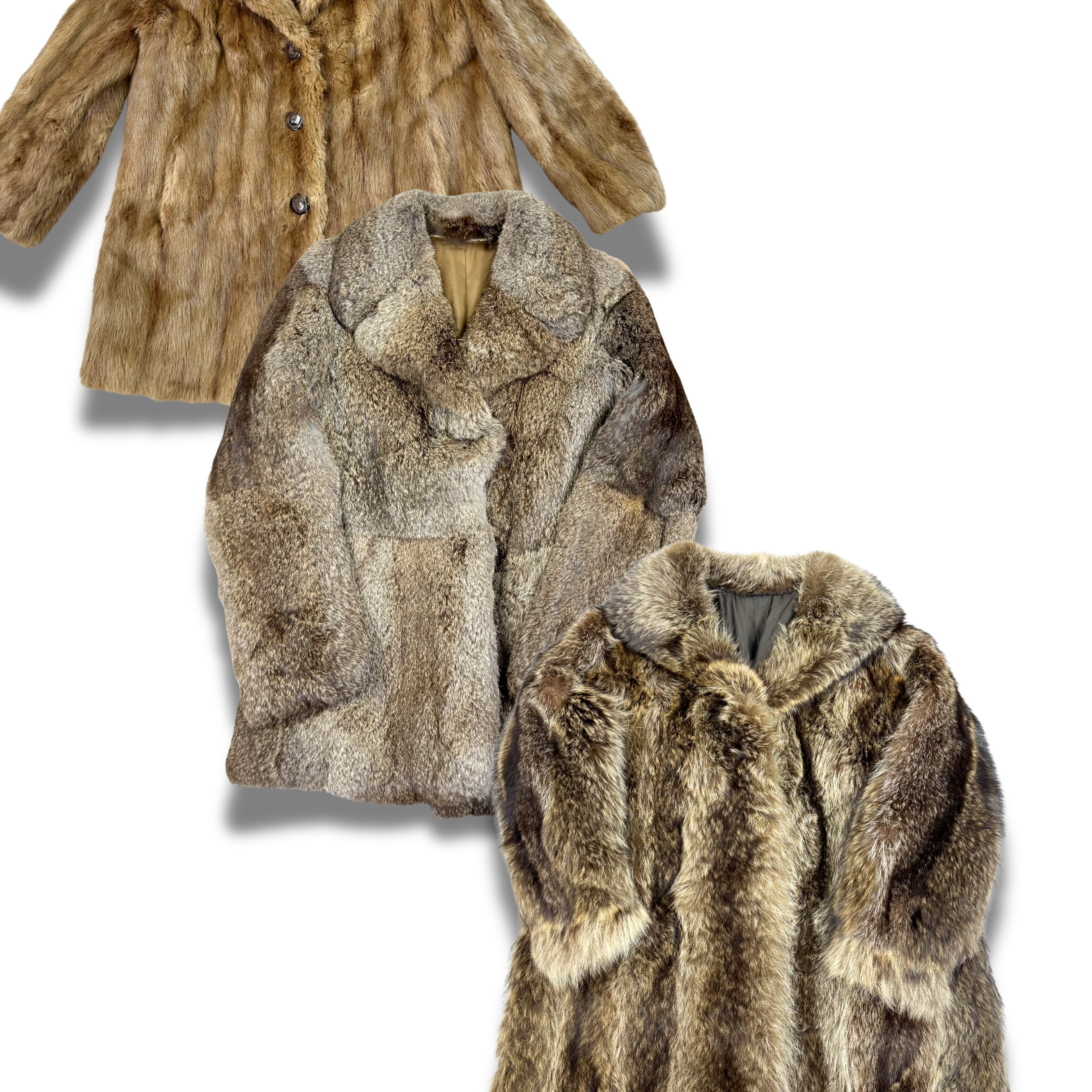 manteau-en-fourrure-trench-veste-vintage-vraie-fourrure-poils-animal-animaux-ancien-homme-femme-vintage-vetements-homme-vintage-vetement-grossiste-friperie-wholesaler-seconde-main-marque-occasion-textile-piece-annees-80-90-2000-2010-french-pick-reseller-vinted-reseller-vinted-vente-en-ligne