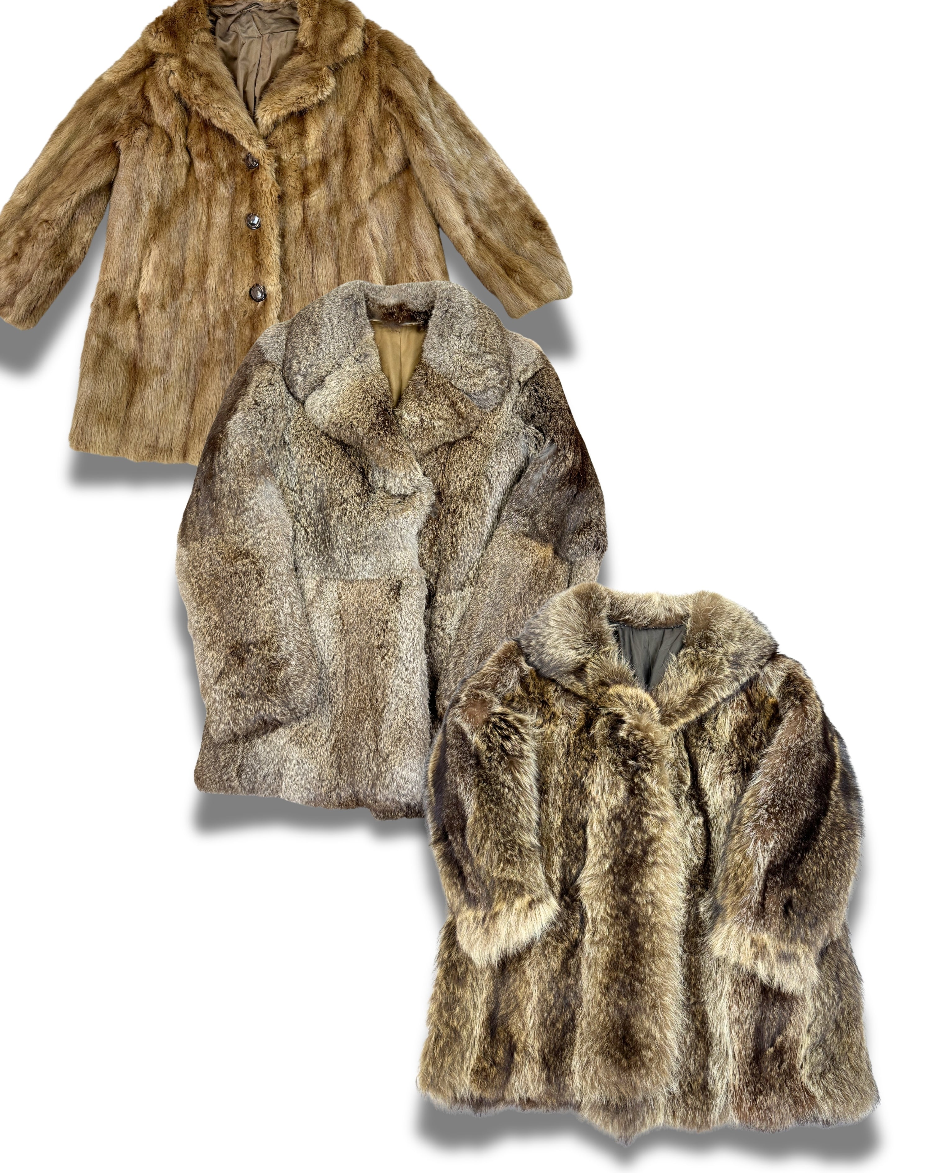 manteau-en-fourrure-trench-veste-vintage-vraie-fourrure-poils-animal-animaux-ancien-homme-femme-vintage-vetements-homme-vintage-vetement-grossiste-friperie-wholesaler-seconde-main-marque-occasion-textile-piece-annees-80-90-2000-2010-french-pick-reseller-vinted-reseller-vinted-vente-en-ligne