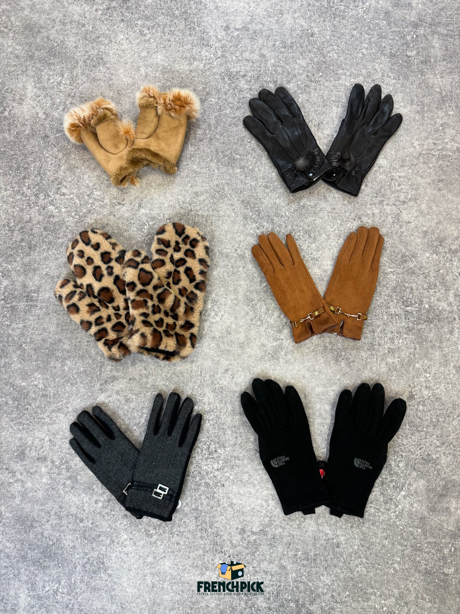 gants-moufles-hiver-laine-cuir-femme-homme-vintage-moderne-vetement-grossiste-friperie-wholesaler-seconde-main-marque-occasion-textile-piece-80-90-2000-2010-french-pick