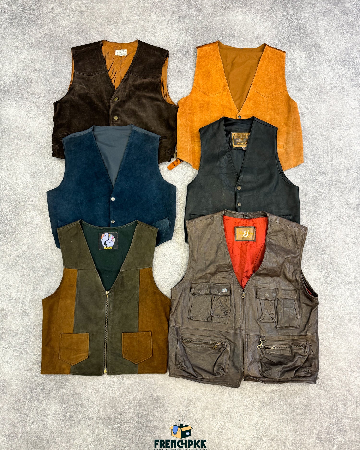 gilet-cuir-daim-homme-femme-grossiste-vintage-vetement-friperie-wholesaler-seconde-main-80-90-2000-2010
