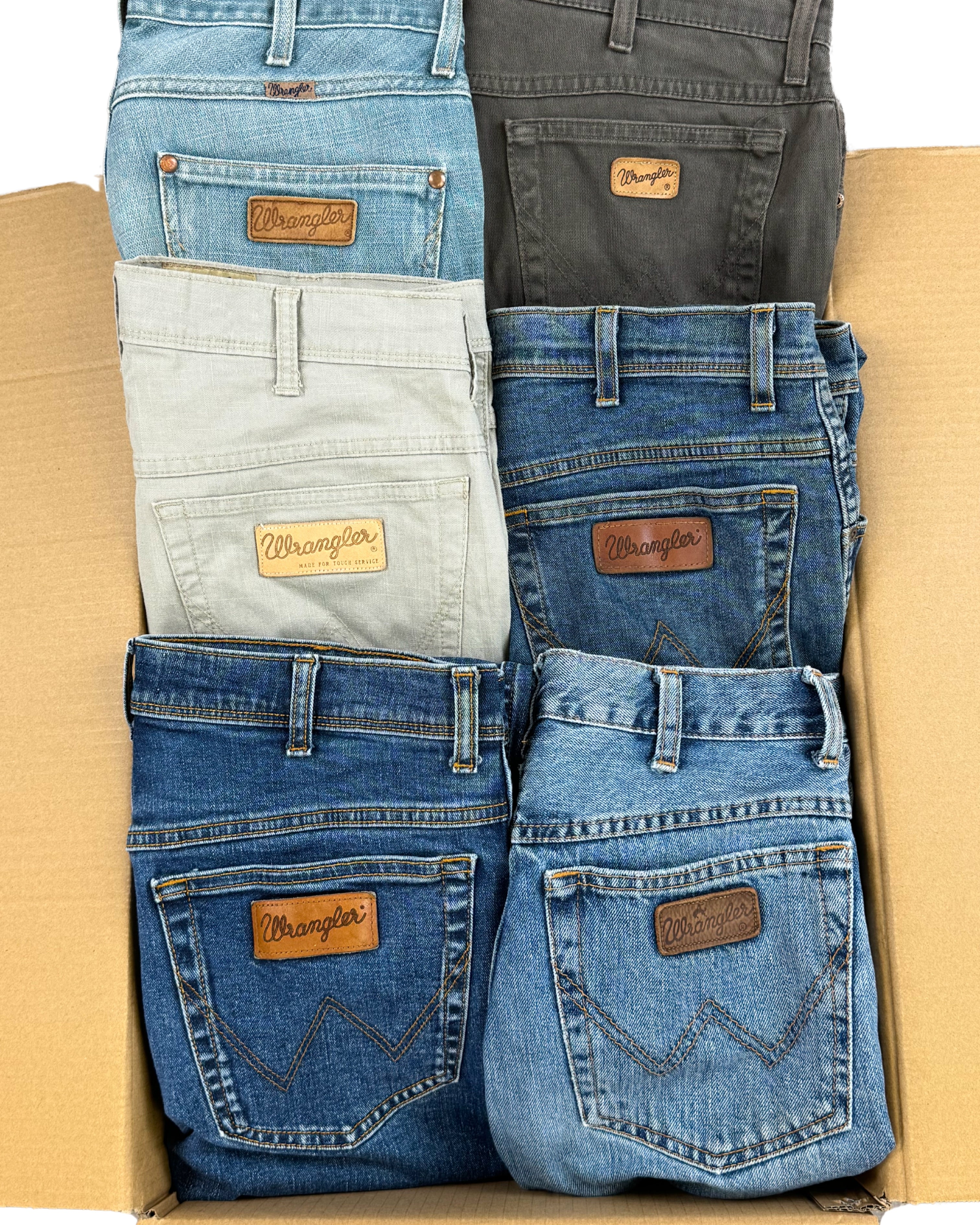 Jean-wrangler-marque-denim-femme-homme-ete-hiver-marque-vintage-moderne-vetement-grossiste-friperie-wholesaler-seconde-main-occasion-textile-piece-80-90-2000-2010-french-pick-reseller-vinted