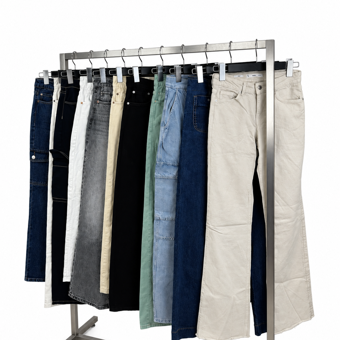 jean-jeans-large-femme-moderne-large-oversize-denim-bleu-blanc-noir-couleur-moderne-ete-hiver-vetement-vintage-grossiste-friperie-wholesaler-seconde-main-marque-occasion-revente-textile-piece-80-90-2000-2010-Y2K-french-pick-reseller-vinted