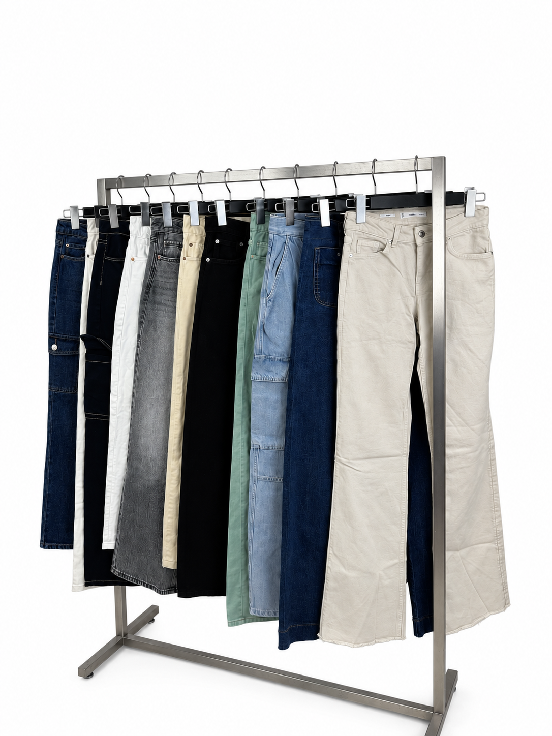 jean-jeans-large-femme-moderne-large-oversize-denim-bleu-blanc-noir-couleur-moderne-ete-hiver-vetement-vintage-grossiste-friperie-wholesaler-seconde-main-marque-occasion-revente-textile-piece-80-90-2000-2010-Y2K-french-pick-reseller-vinted