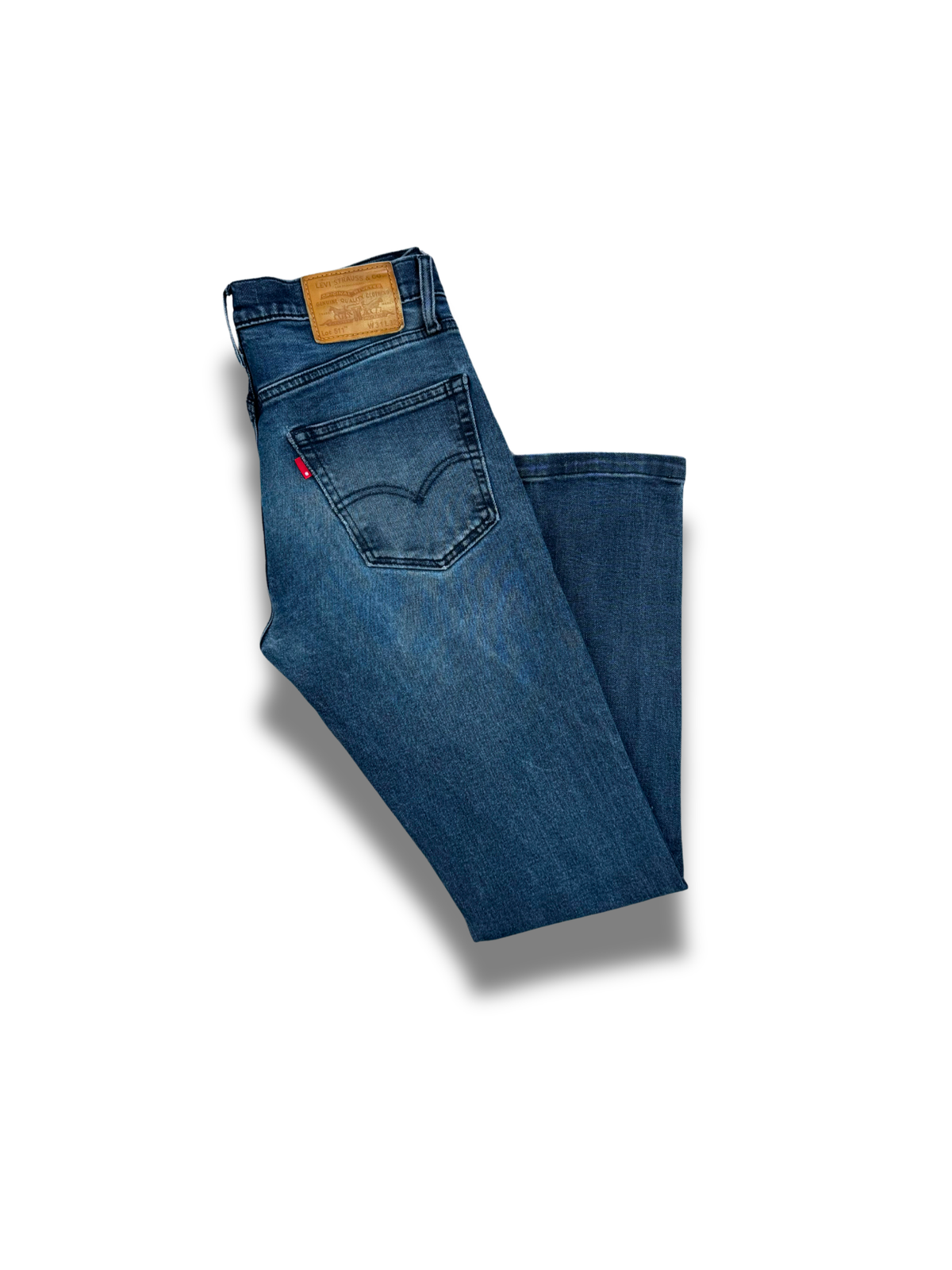 jeans-levis-marque-brand-bleu-grade-b-moderne-vetements-vintage-moderne-grossiste-friperie-fripe-wholesaler-seconde-main-marque-occasion-textile-piece-annees-80-90-2000-2010-french-pick-reseller-vinted-reseller-vinted-vente-en-ligne