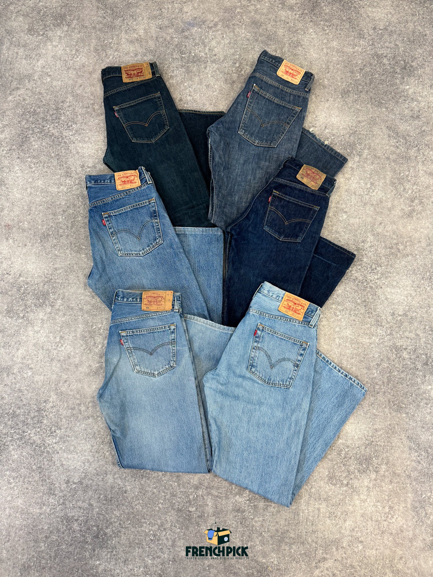Jean-levis-levi-s-denim-femme-homme-ete-hiver-marque-vintage-501-vintage-moderne-vetement-grossiste-friperie-wholesaler-seconde-main-occasion-textile-piece-80-90-2000-2010-french-pick