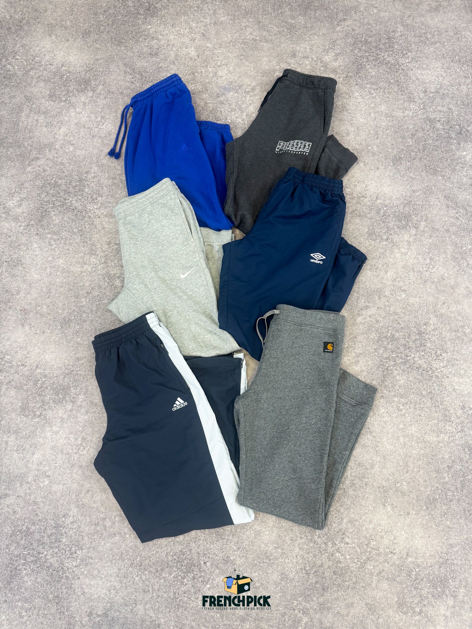 pantalon-jogging-homme-femme-marque-brand-adidas-nike-carhartt-lacoste-ralph-lauren-reebok-puma-moderne-vintage-vetement-grossiste-friperie-wholesaler-seconde-main-marque-occasion-textile-piece-80-90-2000-2010-french-pick