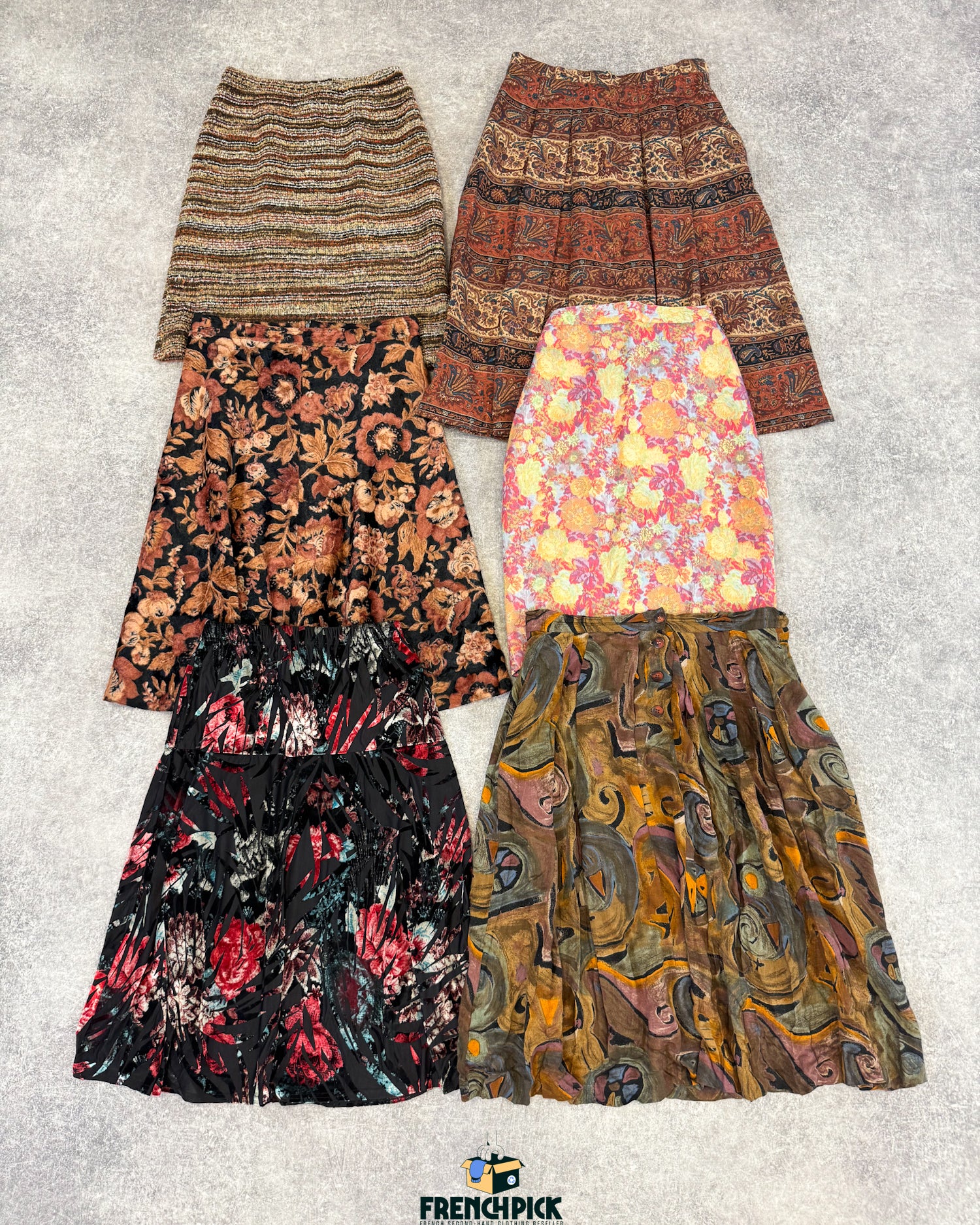 jupe-motifs-laine-longue-hiver-femme-vintage-vetement-grossiste-friperie-wholesaler-seconde-main-occasion-textile-piece-80-90-2000-2010-french-pick