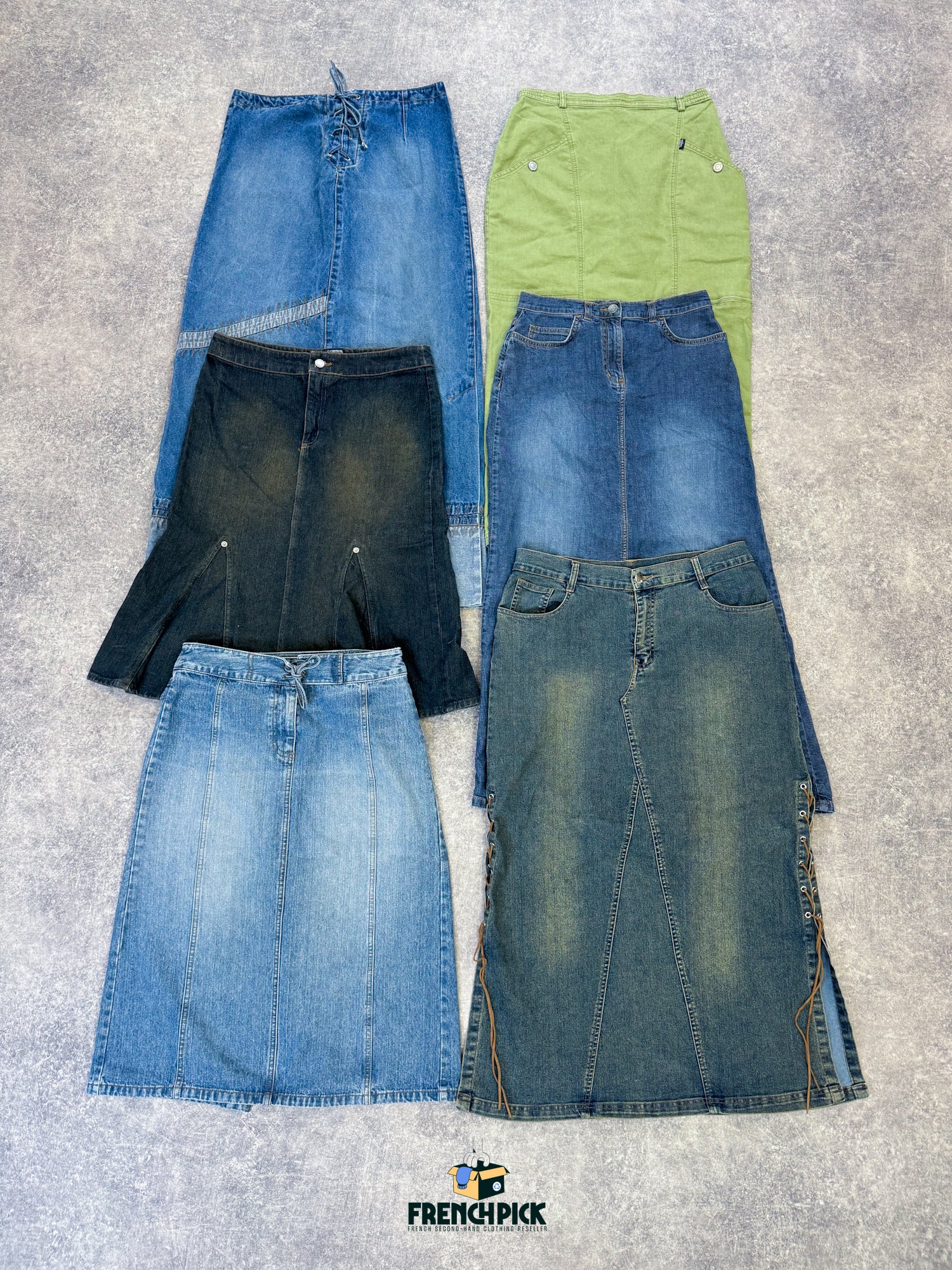 jupe-en-jean-longue-denim-mini-jupe-Y2K-femme-vintage-vetement-grossiste-friperie-wholesaler-seconde-main-marque-occasion-textile-piece-80-90-2000-2010-french-pick