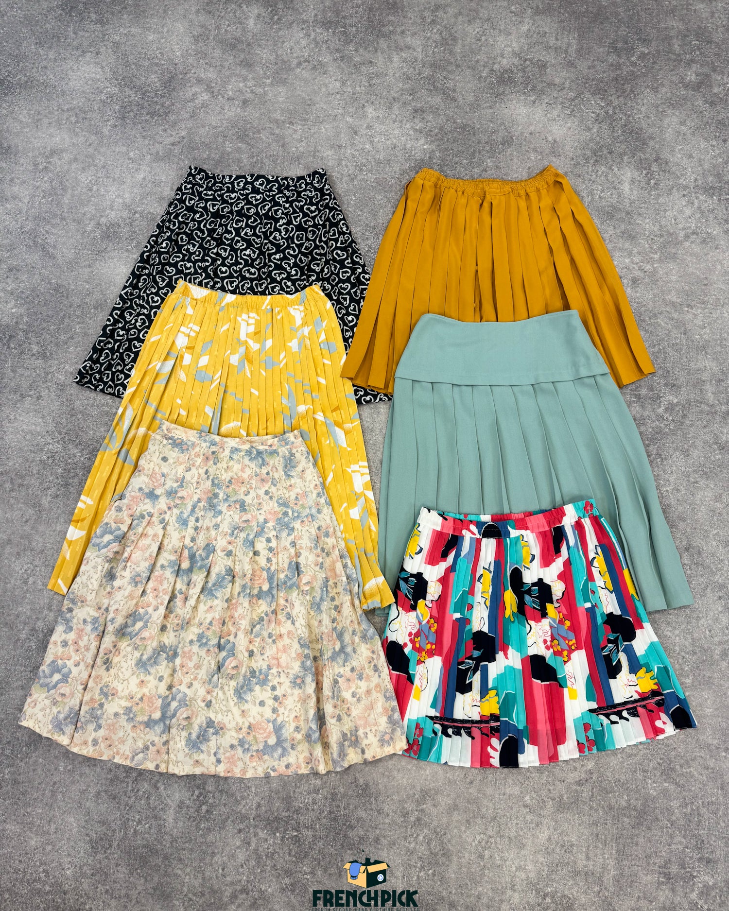 jupe-été-plis-plissee-femme-vintage-moderne-vetement-grossiste-friperie-wholesaler-seconde-main-occasion-textile-piece-80-90-2000-2010-french-pick