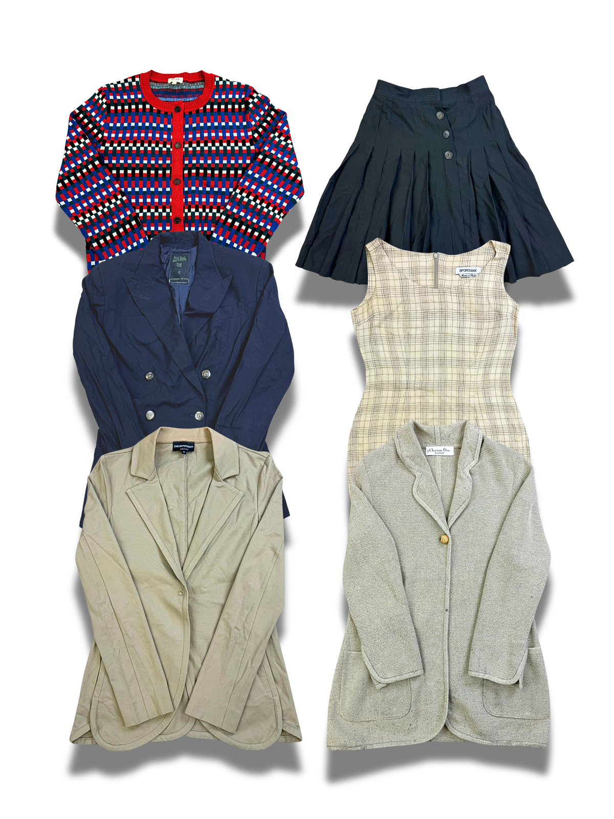 vetements-de-luxe-femme-jupe-robe-gilet-blazer-chemise-christian-dior-givenchy-kenzo-armany-lanvin-burberry-emporio-armani-prada-versace-moncler-femme-ete-hiver-vetement-vintage-moderne-grossiste-friperie-wholesaler-seconde-main-marque-occasion-revente-textile-piece-80-90-2000-2010-Y2K-french-pick-reseller-vinted