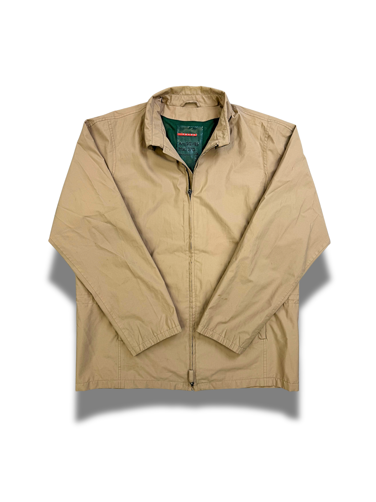 vetements-de-luxe-homme-costume-blazer-chemise-polo-pantalon-de-costume-dior-givenchy-kenzo-armany-lanvin-burberry-stone-island-prada-versace-moncler-homme-ete-hiver-vetement-vintage-moderne-grossiste-friperie-wholesaler-seconde-main-marque-occasion-revente-textile-piece-80-90-2000-2010-Y2K-french-pick-reseller-vinted