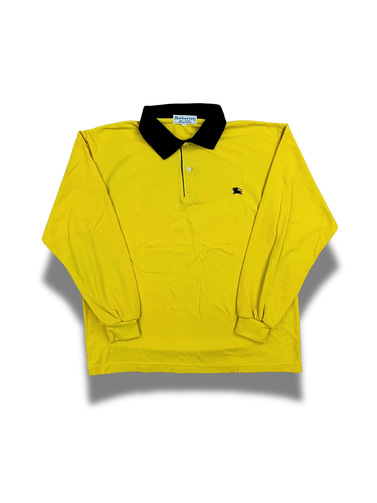 vetements-de-luxe-homme-costume-blazer-chemise-polo-pantalon-de-costume-dior-givenchy-kenzo-armany-lanvin-burberry-stone-island-prada-versace-moncler-homme-ete-hiver-vetement-vintage-moderne-grossiste-friperie-wholesaler-seconde-main-marque-occasion-revente-textile-piece-80-90-2000-2010-Y2K-french-pick-reseller-vinted