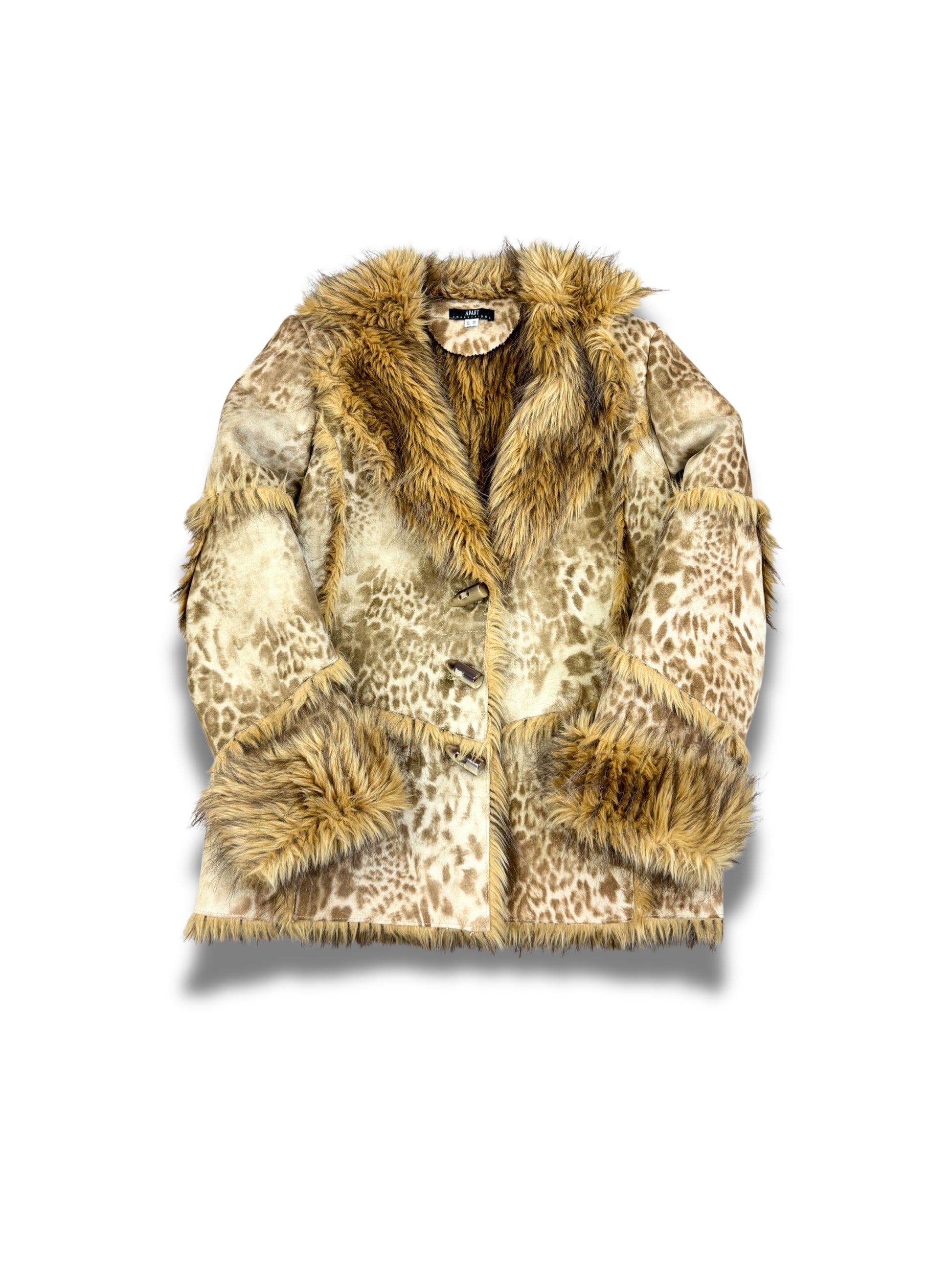 manteau-afghan-femme-cuirs-fourrure-hiver-mode-annees-2000-Y2K-style-vrai-cuir-de-vache-daim-patine-ancien-femme-vintage-vetements-vetement-grossiste-friperie-wholesaler-seconde-main-marque-occasion-textile-piece-annees-80-90-2000-2010-french-pick-reseller-vinted-reseller-vinted-vente-en-ligne