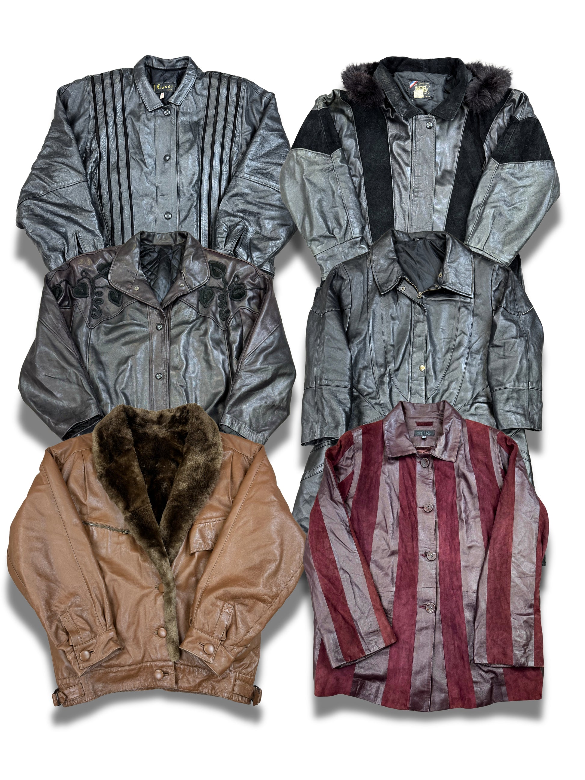 cuirs-manteau-veste-en-cuir-blazer-vintage-vrai-cuir-de-vache-daim-patine-ancien-femme-vintage-vetements-femme-vintage-vetement-grossiste-friperie-wholesaler-seconde-main-marque-occasion-textile-piece-annees-80-90-2000-2010-french-pick-reseller-vinted-reseller-vinted-vente-en-ligne