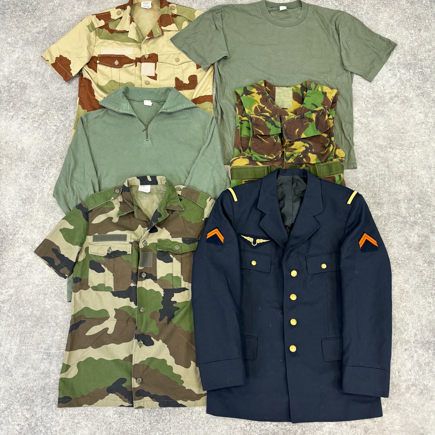 militaire-armee-army-combat-vetement-chemise-short-gilet-debardeur-technique-camouflage-treillis