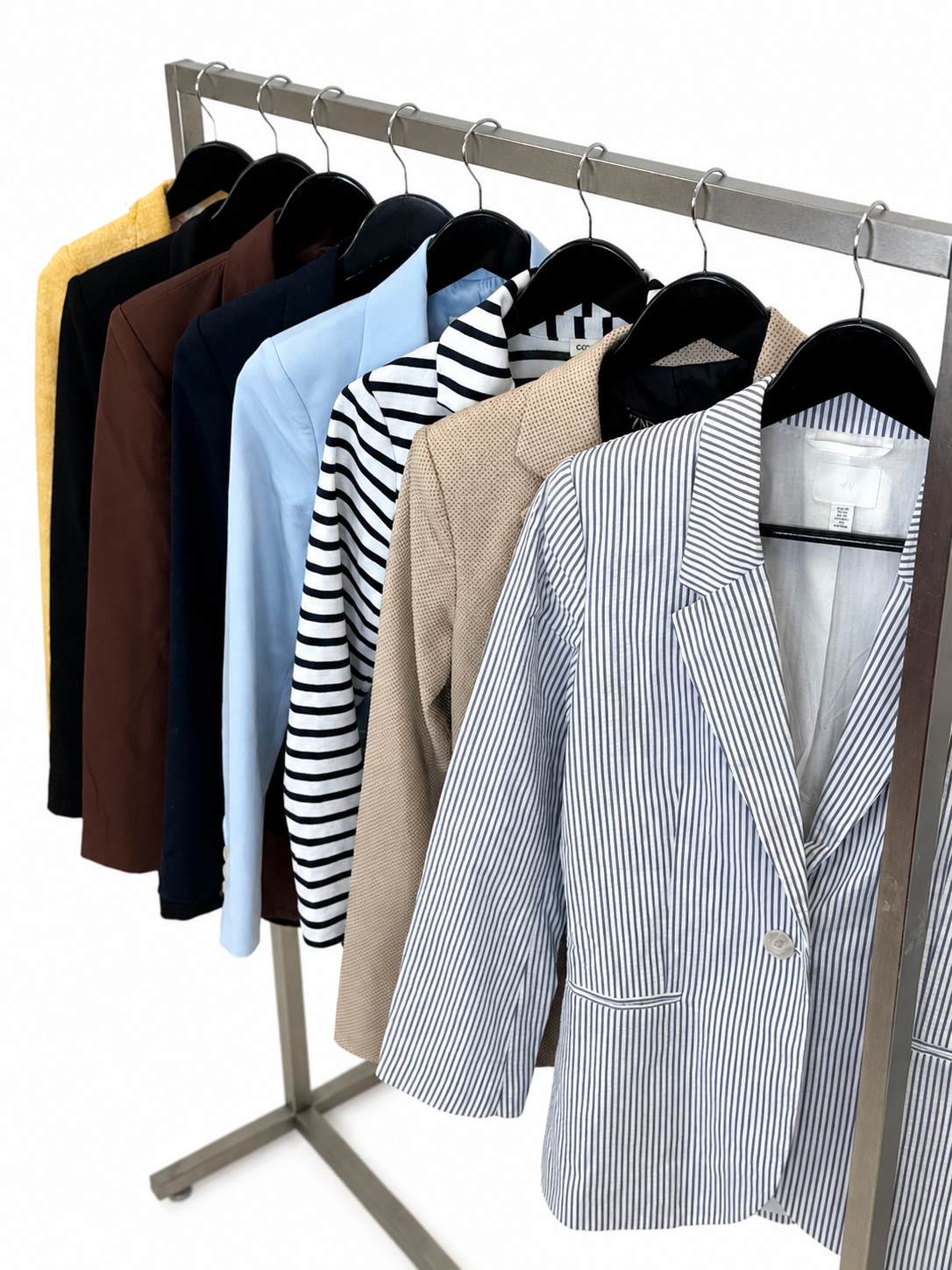 Mix-vetements-blazer-veste-costume-tailleur-femme-marques-moderne-ete-hiver-vetement-vintage-grossiste-friperie-wholesaler-seconde-main-marque-occasion-revente-textile-piece-80-90-2000-2010-Y2K-french-pick-reseller-vinted