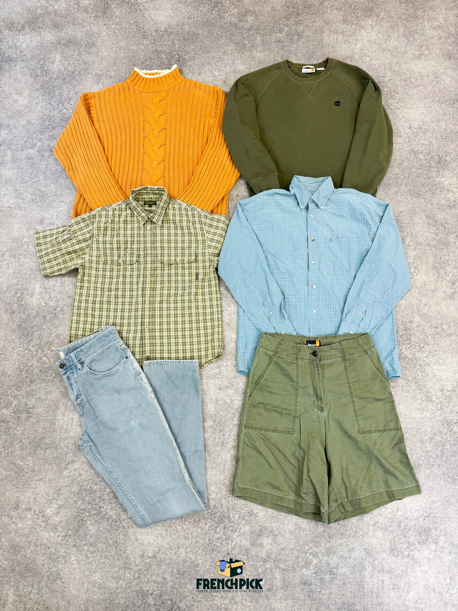 mix-timberland-marque-ete-hiver-vetements-sweat-manteau-pantalon-jean-chemise-pull-top-t-shirt-banane-sac-echarpe-femme-homme-moderne-vetement-grossiste-friperie-wholesaler-seconde-main-marque-occasion-textile-piece-80-90-2000-2010-french-pick