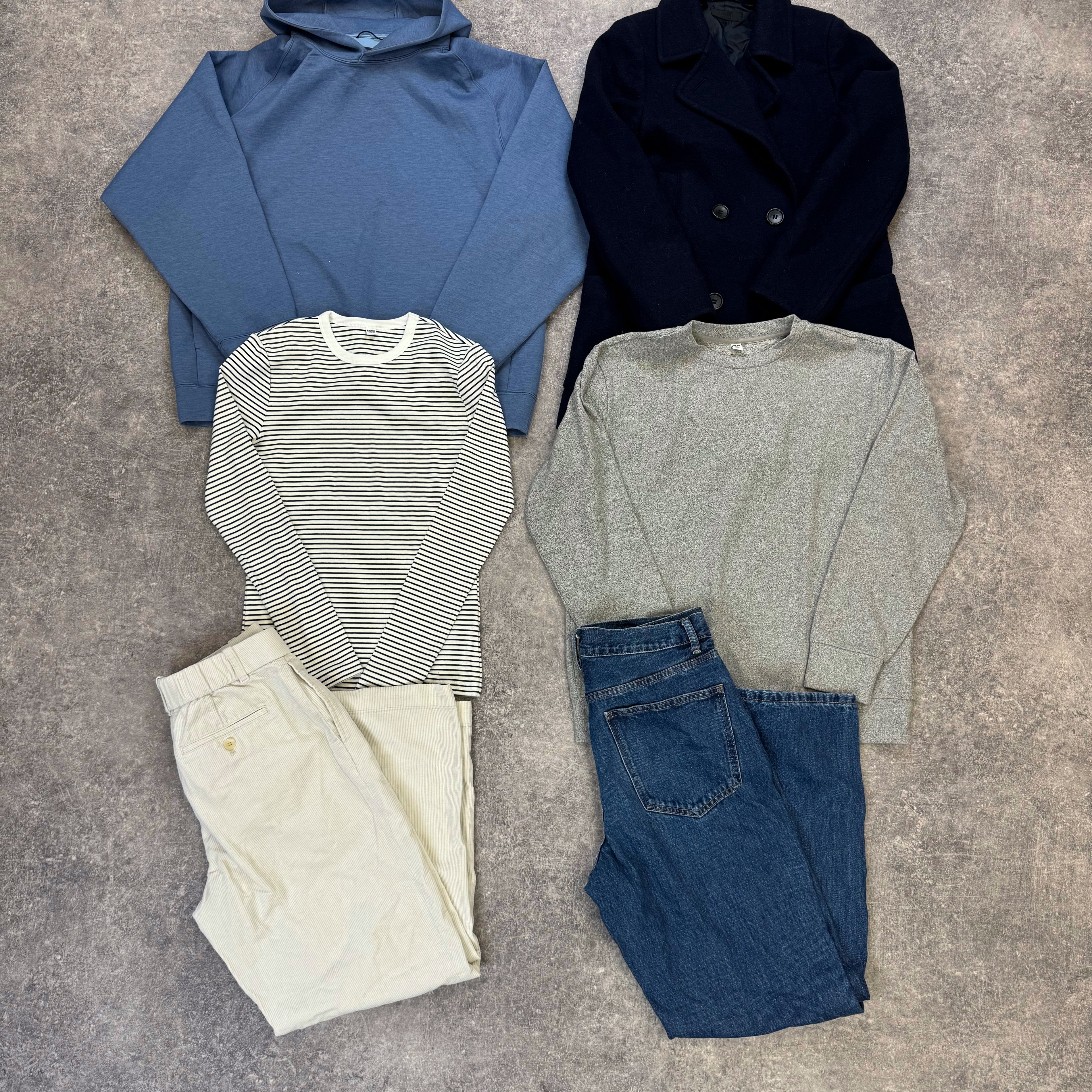 mix-uniqlo-marque-ete-hiver-vetements-sweat-manteau-pantalon-jean-chemise-pull-top-t-shirt-banane-sac-echarpe-femme-homme-moderne-vetement-grossiste-friperie-wholesaler-seconde-main-marque-occasion-textile-piece-80-90-2000-2010-french-pick