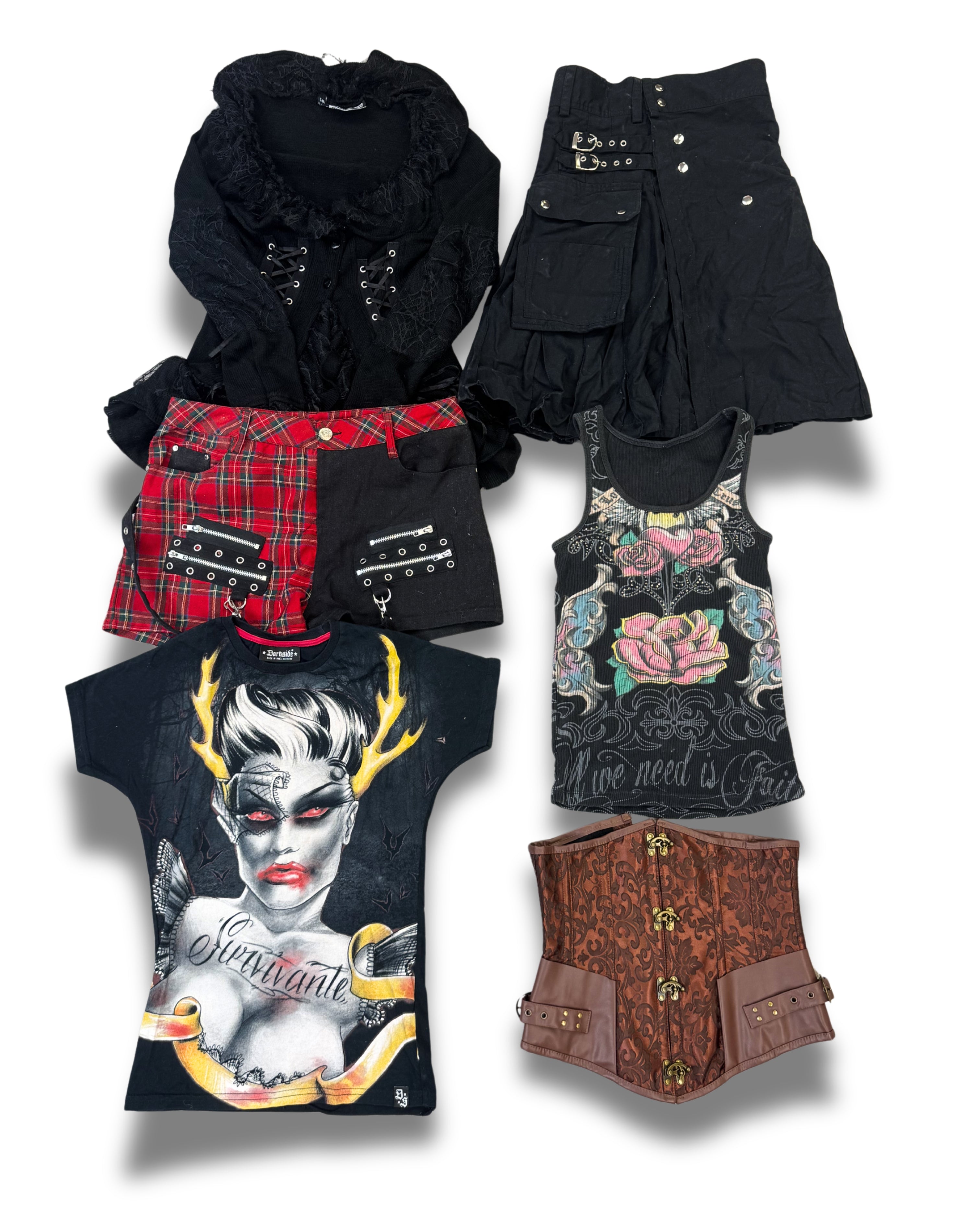 mix-vetements-emo-gothique-alt-alternatif-rock-punk-t-shirt-robe-top-pantalon-jean-sweat-chemise-jupe-veste-accessoire-femme-homme-grossiste-vintage-moderne-vetement-friperie-wholesaler-seconde-main-80-90-2000-2010-french-pick-reseller-vinted
