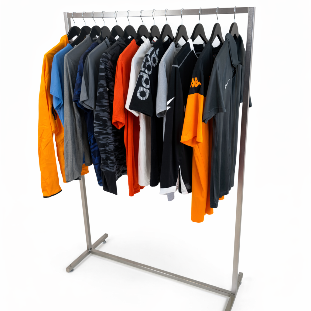 Mix-fitness-vetements-sport-sportswear-course-foot-basket-streetwear-jogging-maillot-veste-t-shirt-sweat-legging-short-brassiere-moderne-homme-marques-nike-adidas-reebok-kiprun-ete-hiver-vetement-vintage-grossiste-friperie-wholesaler-seconde-main-marque-occasion-textile-piece-80-90-2000-2010-Y2K-french-pick-vinted