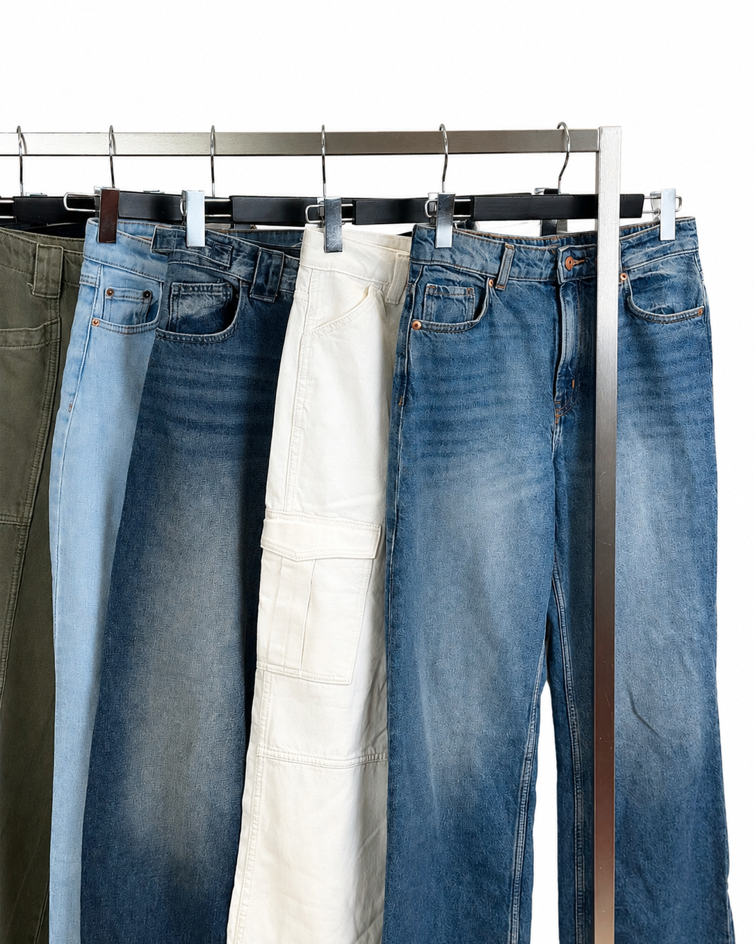 Mix-vetements-jean-jeans-coupe-droite-large-oversize-denim-bleu-moderne-homme-ete-hiver-vetement-vintage-grossiste-friperie-wholesaler-seconde-main-marque-occasion-revente-textile-piece-80-90-2000-2010-Y2K-french-pick-reseller-vinted