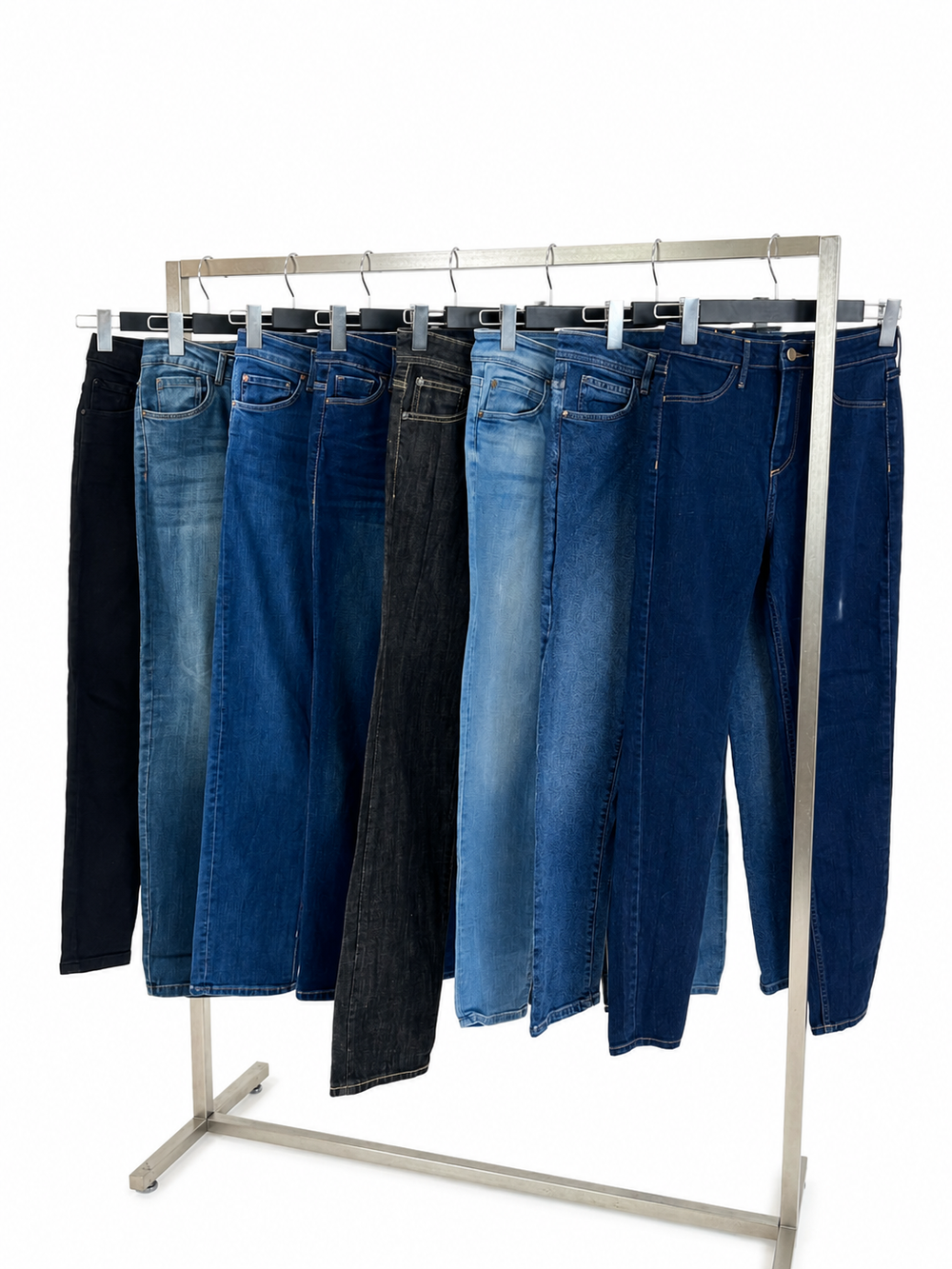 MODERN MEN'S SPORTSWEAR - 20KG