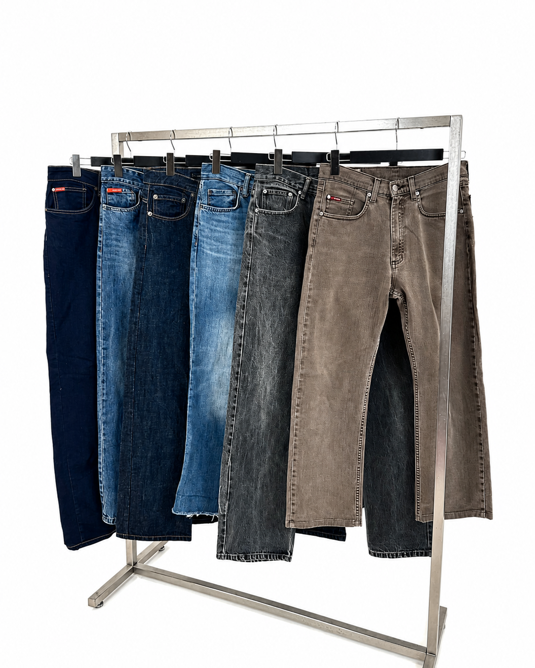Mix-vetements-jean-jeans-denim-bleu-moderne-homme-ete-hiver-vetement-vintage-grossiste-friperie-wholesaler-seconde-main-marque-occasion-revente-textile-piece-80-90-2000-2010-Y2K-french-pick-reseller-vinted