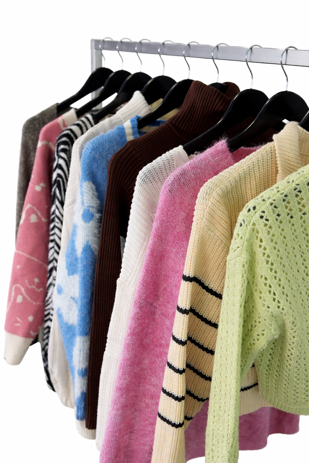 Mix-pull-vetements-pulls-leger-epais-fluide-laine-cardigan-gilet-pull-sans-manches-mariniere-coupe-ajustee-droite-large-oversize-regular-moderne-femme-ete-printemps-automne-hiver-vetement-vintage-grossiste-friperie-wholesaler-seconde-main-marque-occasion-textile-piece-80-90-2000-2010-Y2K-french-pick