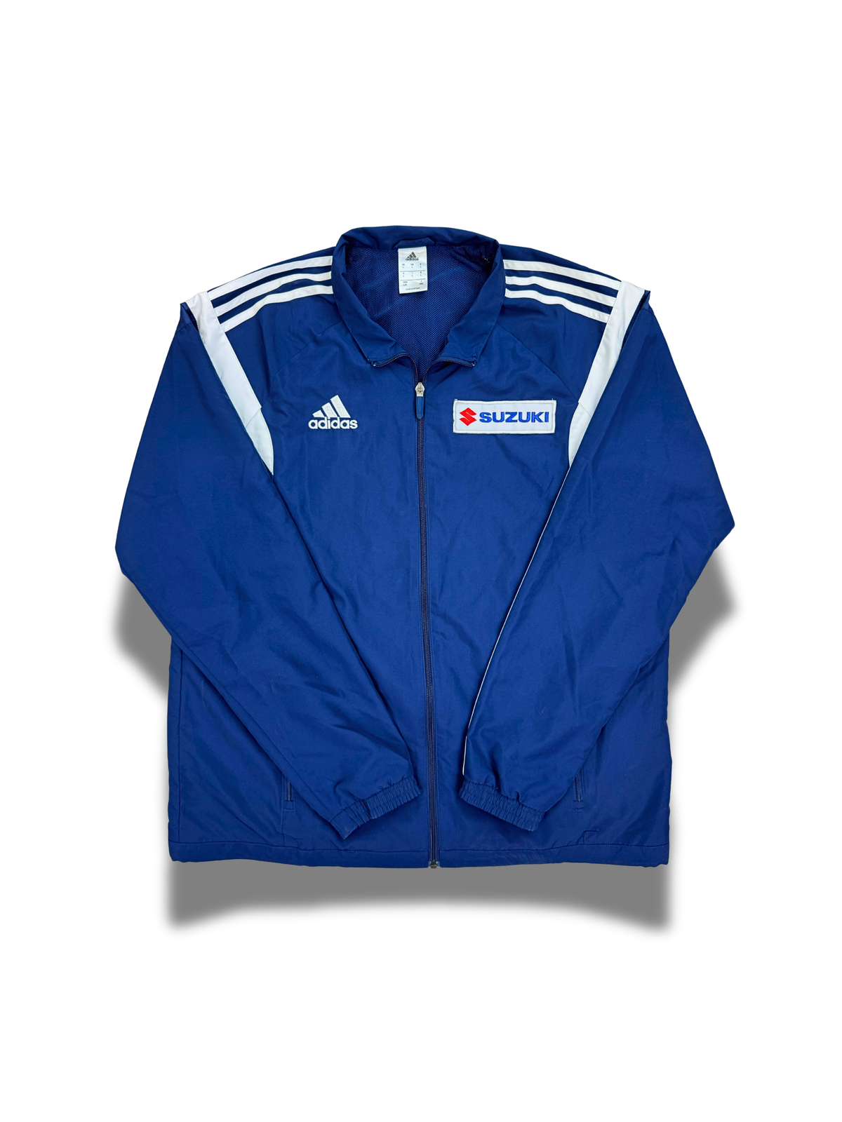 mix-racing-course-marque-de-voiture-formule-1-partenaire-sponsor-honda-infiniti-nissan-ferrari-porsche-car-brand-t-shirt-pull-veste-col-camioneur-homme-femme-moderne-vetements-vintage-moderne-grossiste-friperie-fripe-homme-femme-wholesaler-seconde-main-marque-occasion-textile-piece-annees-80-90-2000-2010-french-pick-reseller-vinted-reseller-vinted-vente-en-ligne