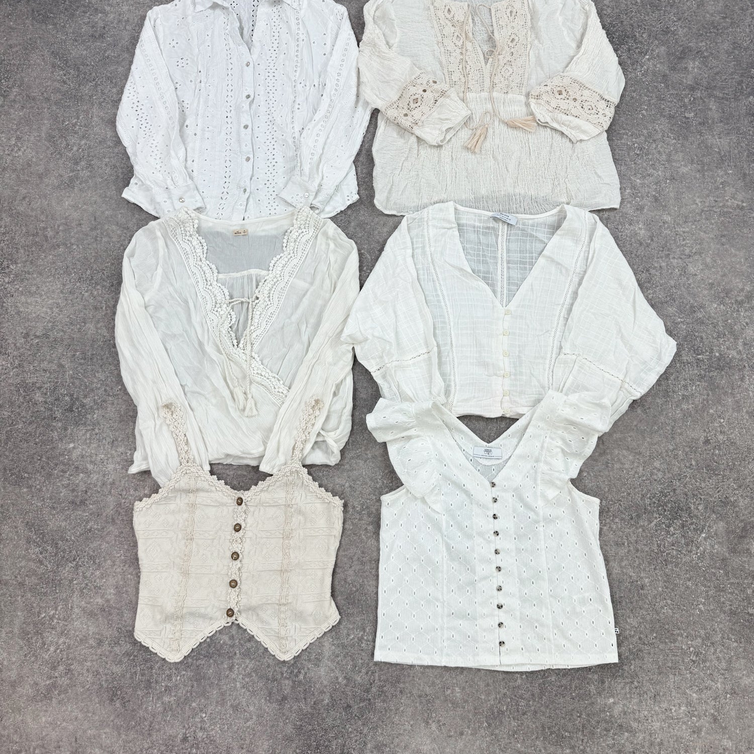 Vetements-tenues-romantique-boheme-dentelle-bobo-chic-top-chemise-robe-jupe-pantalon-femme-moderne-vetement-grossiste-friperie-wholesaler-seconde-main-marque-occasion-textile-piece-annees-80-90-2000-2010-french-pick-reseller-vinted