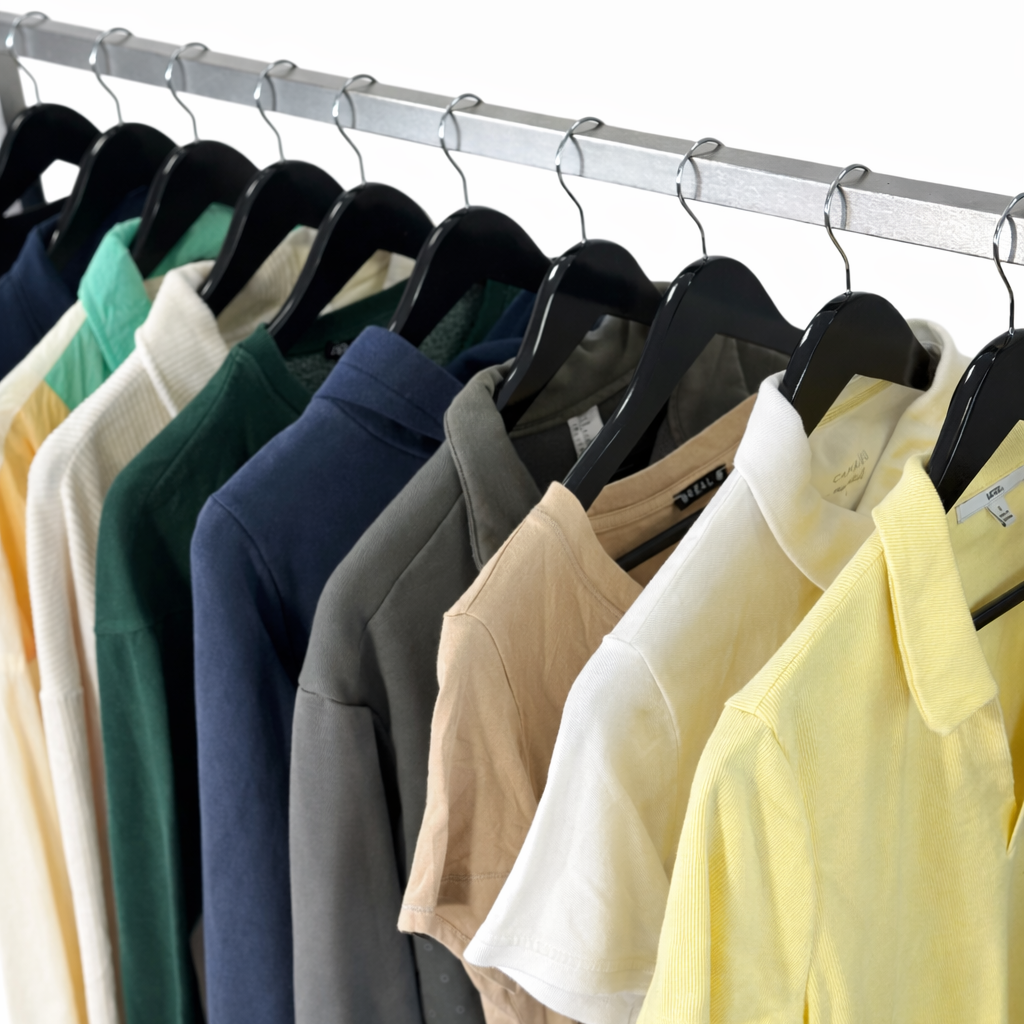 Mix-vetements-sport-sportswear-course-foot-basket-streetwear-jogging-maillot-veste-t-shirt-sweat-moderne-femme-ete-hiver-vetement-vintage-grossiste-friperie-wholesaler-seconde-main-marque-occasion-textile-piece-80-90-2000-2010-Y2K-french-pick