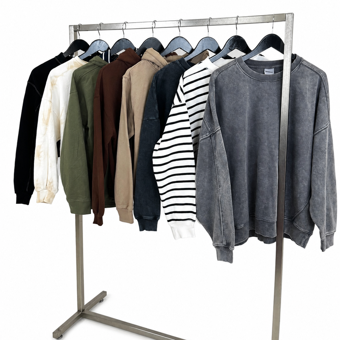 Mix-vetements-sweat-hoodie-gilet-zip-half-zip-capuche-moderne-femme-ete-hiver-vetement-vintage-grossiste-friperie-wholesaler-seconde-main-marque-occasion-revente-textile-piece-80-90-2000-2010-Y2K-french-pick-reseller-vinted