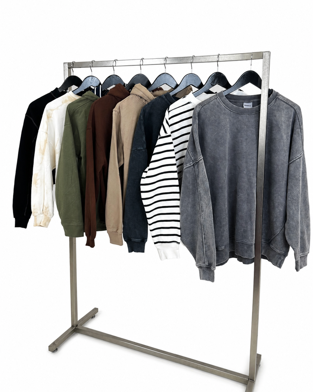 Mix-vetements-sweat-hoodie-gilet-zip-half-zip-capuche-moderne-femme-ete-hiver-vetement-vintage-grossiste-friperie-wholesaler-seconde-main-marque-occasion-revente-textile-piece-80-90-2000-2010-Y2K-french-pick-reseller-vinted