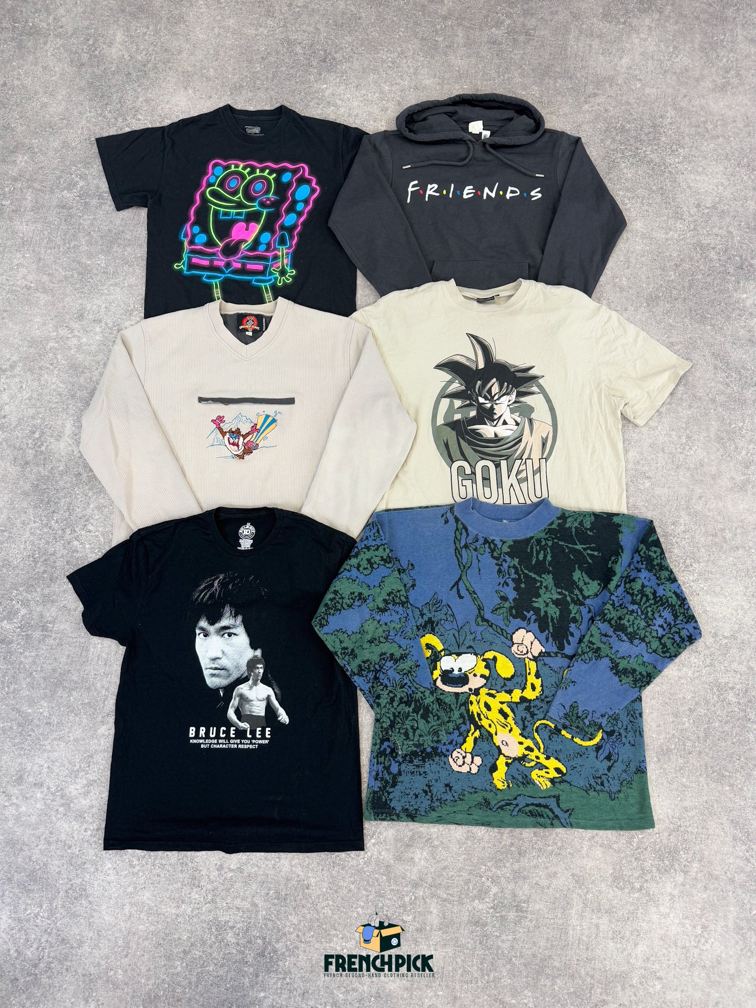 Mix-pop-culture-t-shirt-sweat-dessin-anime-manga-serie-film-musique-groupe-jeu-video-homme-femme-moderne-vintage-vetement-grossiste-friperie-wholesaler-seconde-main-marque-occasion-textile-piece-80-90-2000-2010-french-pick