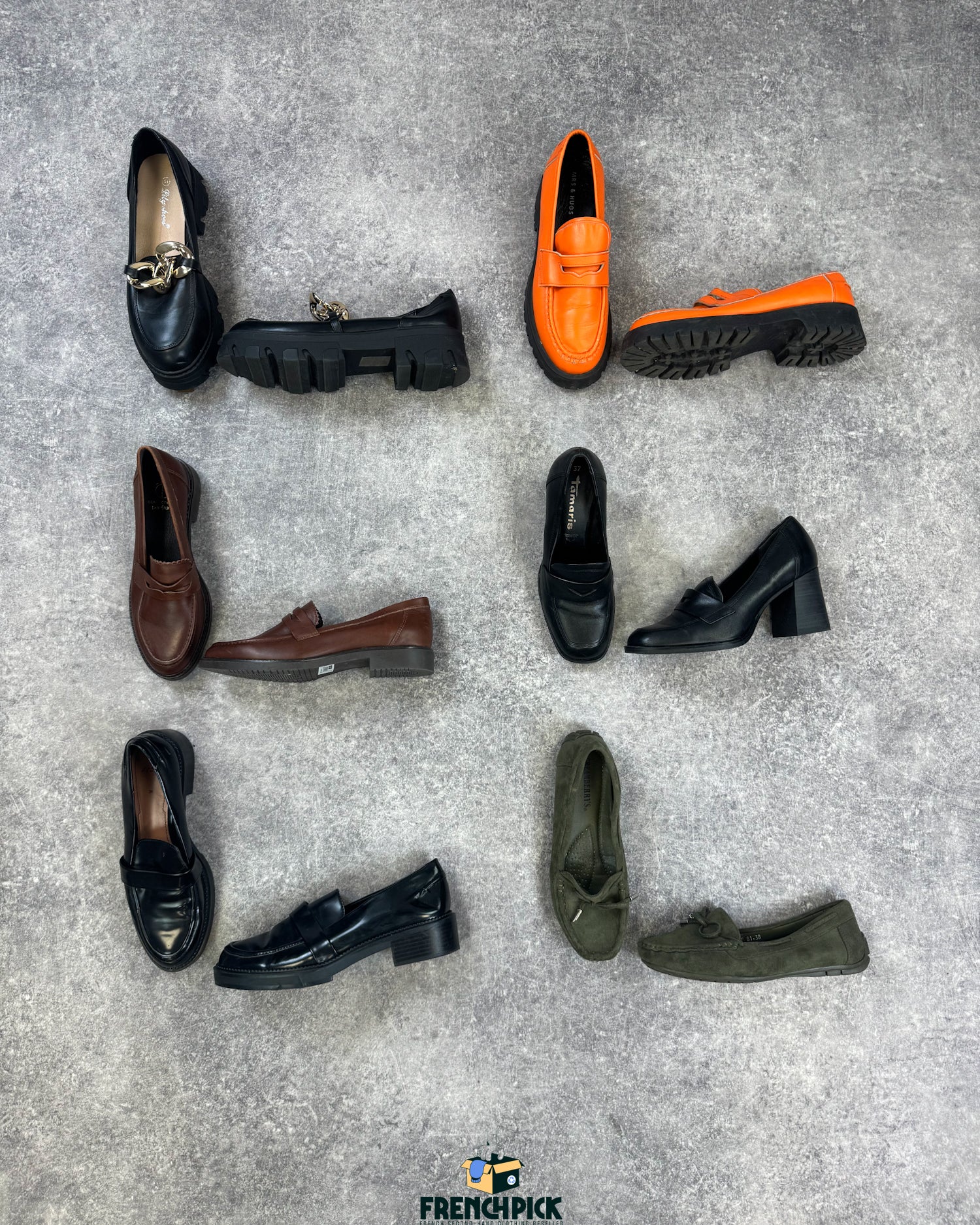 chaussures-mocassins-cuir-hiver-femme-homme-moderne-vintage-vetement-grossiste-friperie-wholesaler-seconde-main-marque-occasion-textile-piece-80-90-2000-2010-french-pick