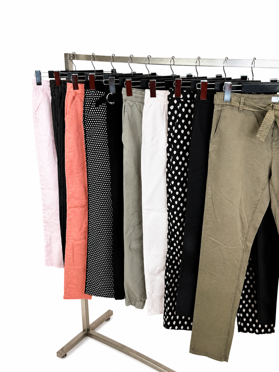 Mix-vetements-pantalons-coupe-slim-moderne-femme-ete-hiver-vetement-vintage-grossiste-friperie-wholesaler-seconde-main-marque-occasion-revente-textile-piece-80-90-2000-2010-Y2K-french-pick-reseller-vinted