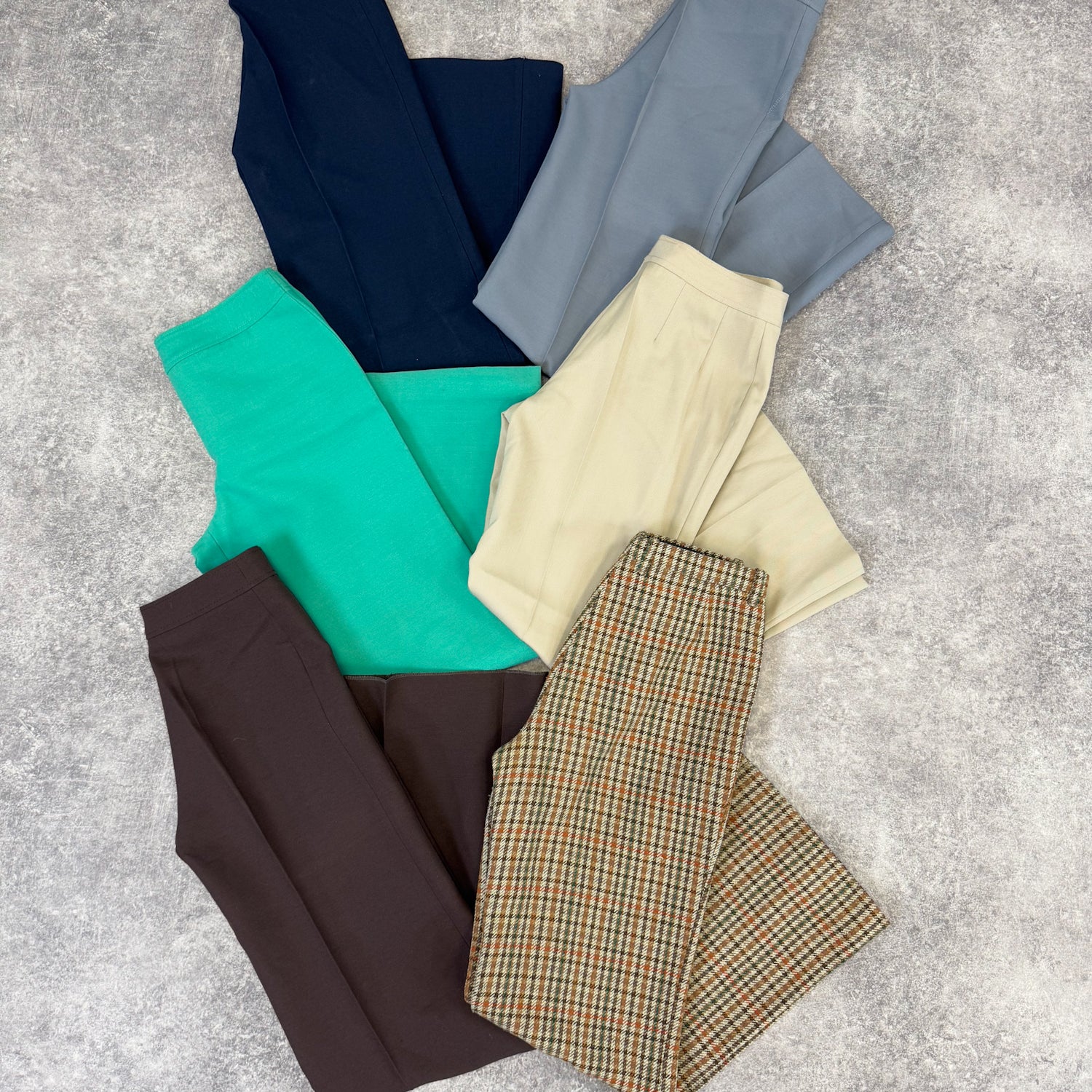 Pantalon-pattes-d-eph-elephant-evase-homme-femme-vintage-vetement-grossiste-friperie-wholesaler-seconde-main-marque-occasion-textile-piece-annees-80-90-2000-2010-french-pick