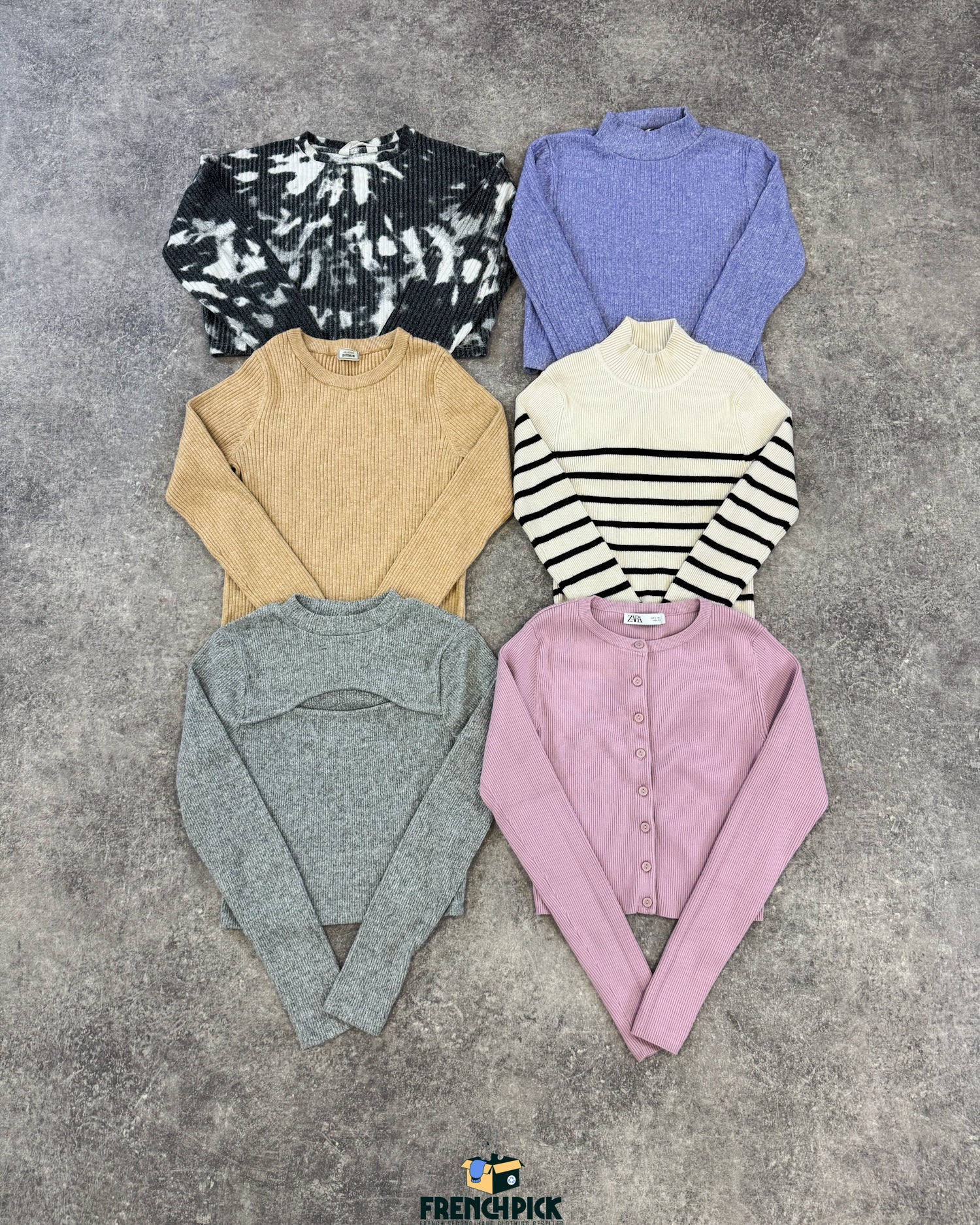 pull-leger-cotele-femme-moderne-vetement-grossiste-friperie-wholesaler-seconde-main-marque-occasion-textile-piece-80-90-2000-2010-french-pick