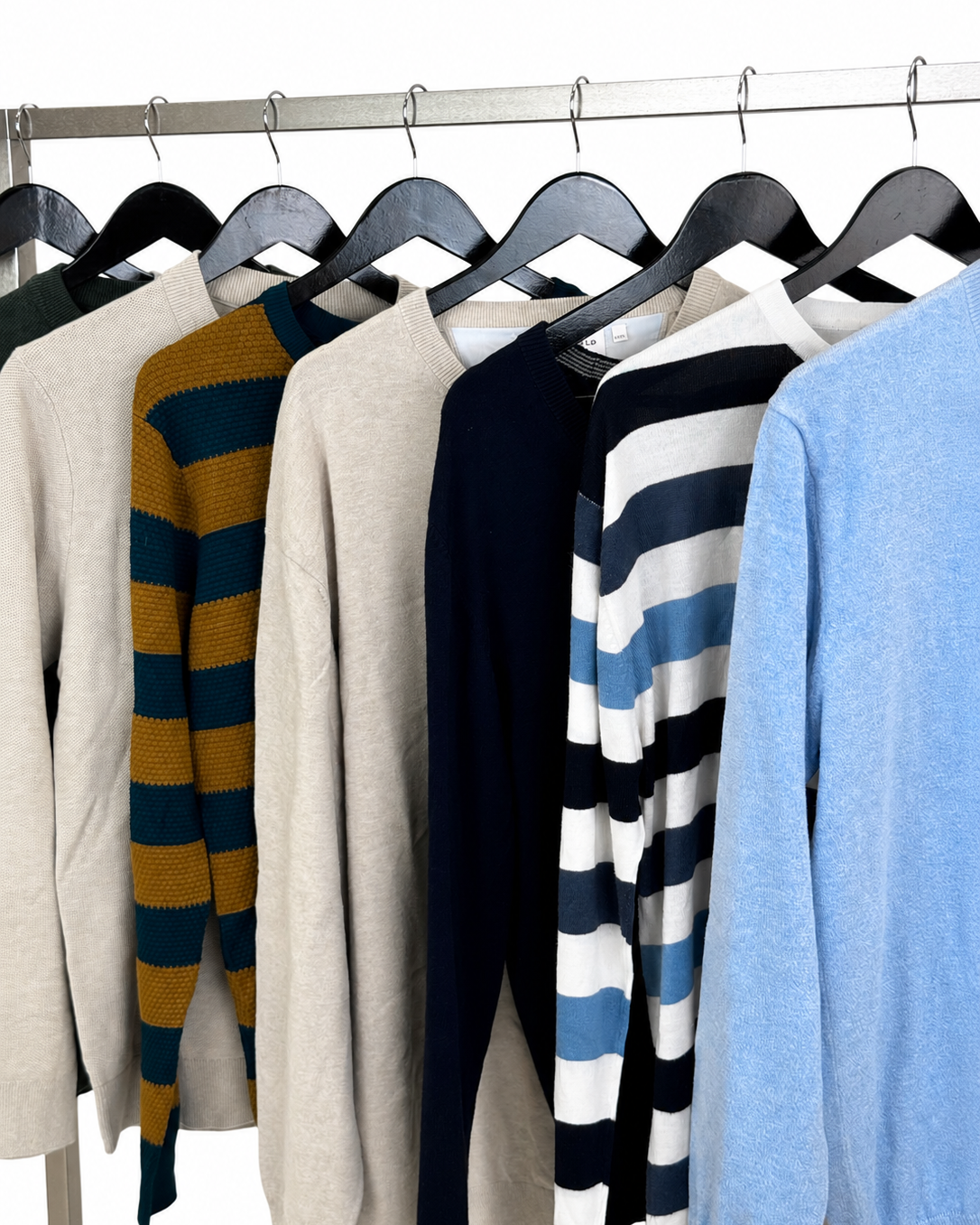 Mix-vetements-pull-cardigan-leger-laine-fin-sweat-homme-vintage-grossiste-friperie-wholesaler-seconde-main-marque-occasion-revente-textile-piece-80-90-2000-2010-Y2K-french-pick-reseller-vinted-revente-en-ligne