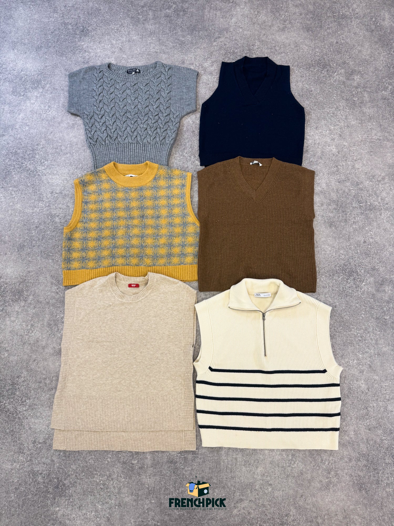 pull-sans-manches-laine-femme-homme-moderne-vetement-grossiste-friperie-wholesaler-seconde-main-marque-occasion-textile-piece-80-90-2000-2010-french-pick