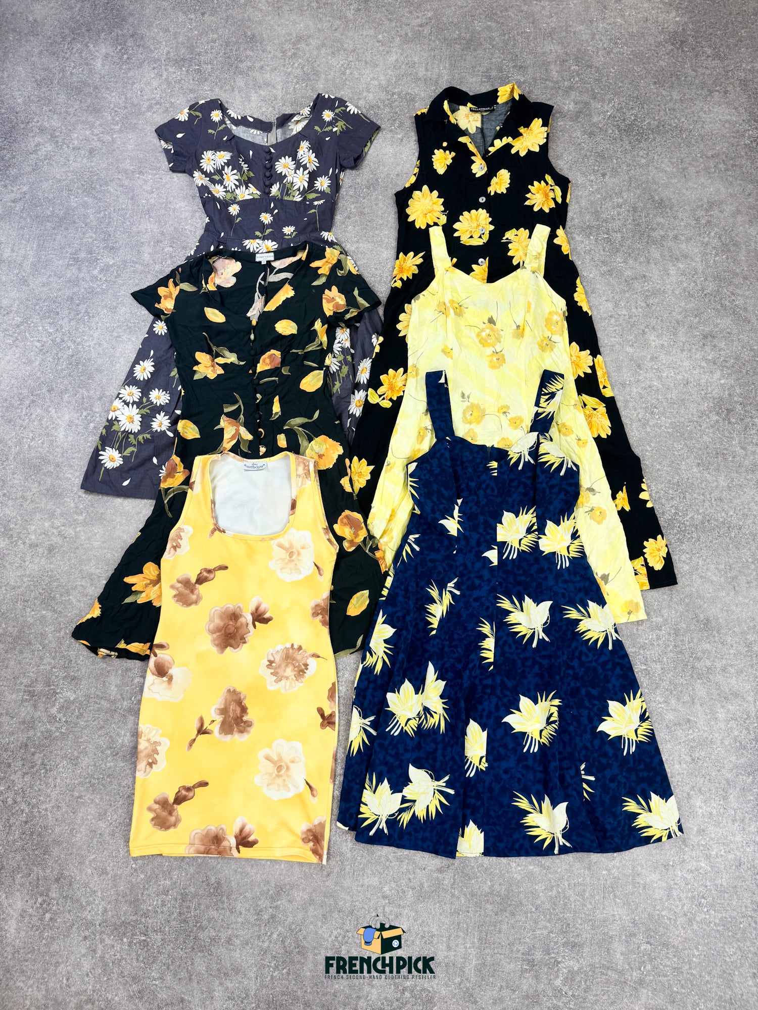 robe-vintage-fleurs-fleurie-femme-unie-a-motifs-ete-hiver-vetement-grossiste-friperie-wholesaler-seconde-main-marque-occasion-textile-piece-80-90-2000-2010-Y2K-french-pick