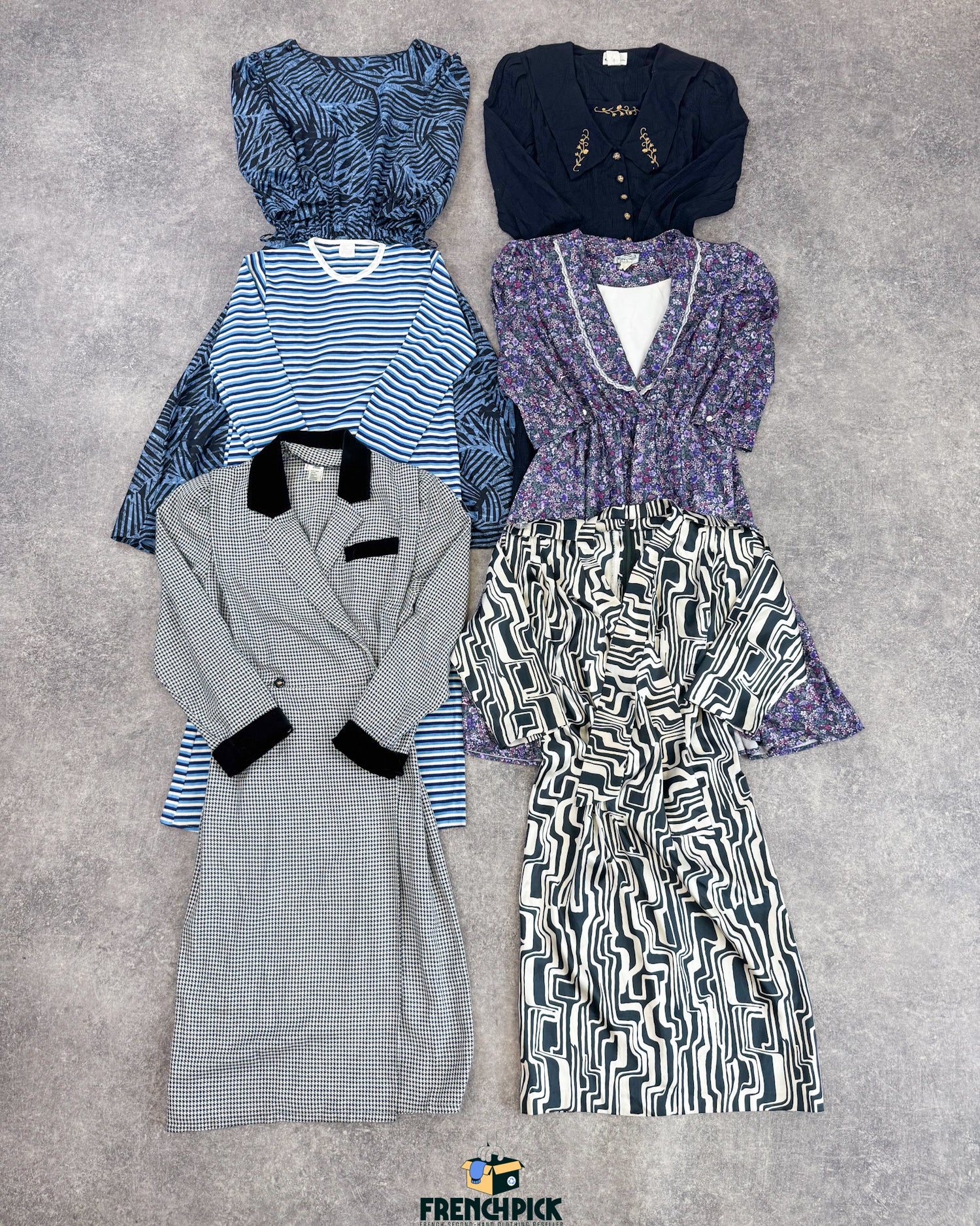 robe-retro-annees-70-vintage-femme-unie-a-motifs-ete-hiver-vetement-grossiste-friperie-wholesaler-seconde-main-marque-occasion-textile-piece-80-90-2000-2010-Y2K-french-pick