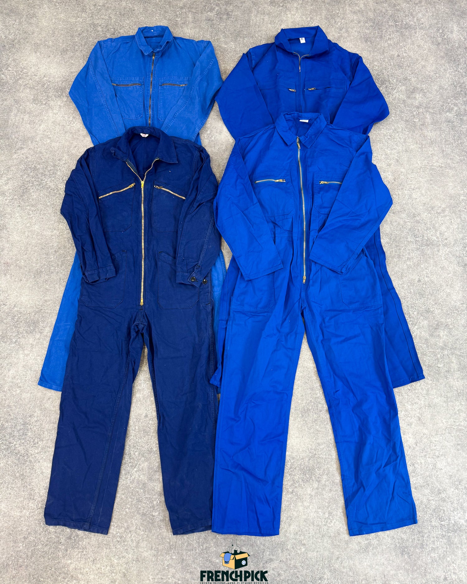 Salopette-combinaison-bleu-de-travail-chantier-homme-femme-vintage-moderne-80-90-vetement-grossiste-friperie-wholesaler-seconde-main-marque-occasion-textile-piece-80-90-2000-2010-french-pick