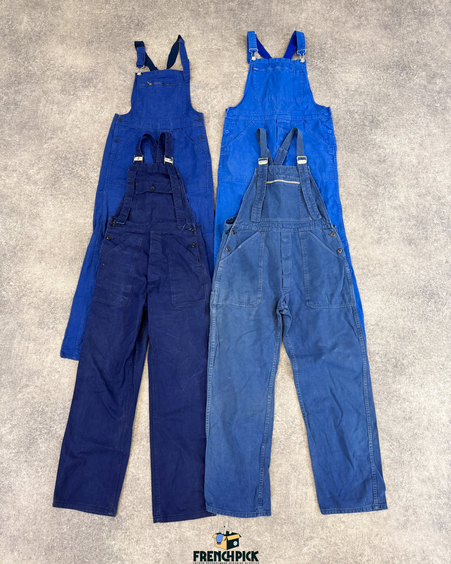 Salopette-combinaison-bleu-de-travail-chantier-homme-femme-vintage-moderne-80-90-vetement-grossiste-friperie-wholesaler-seconde-main-marque-occasion-textile-piece-80-90-2000-2010-french-pick
