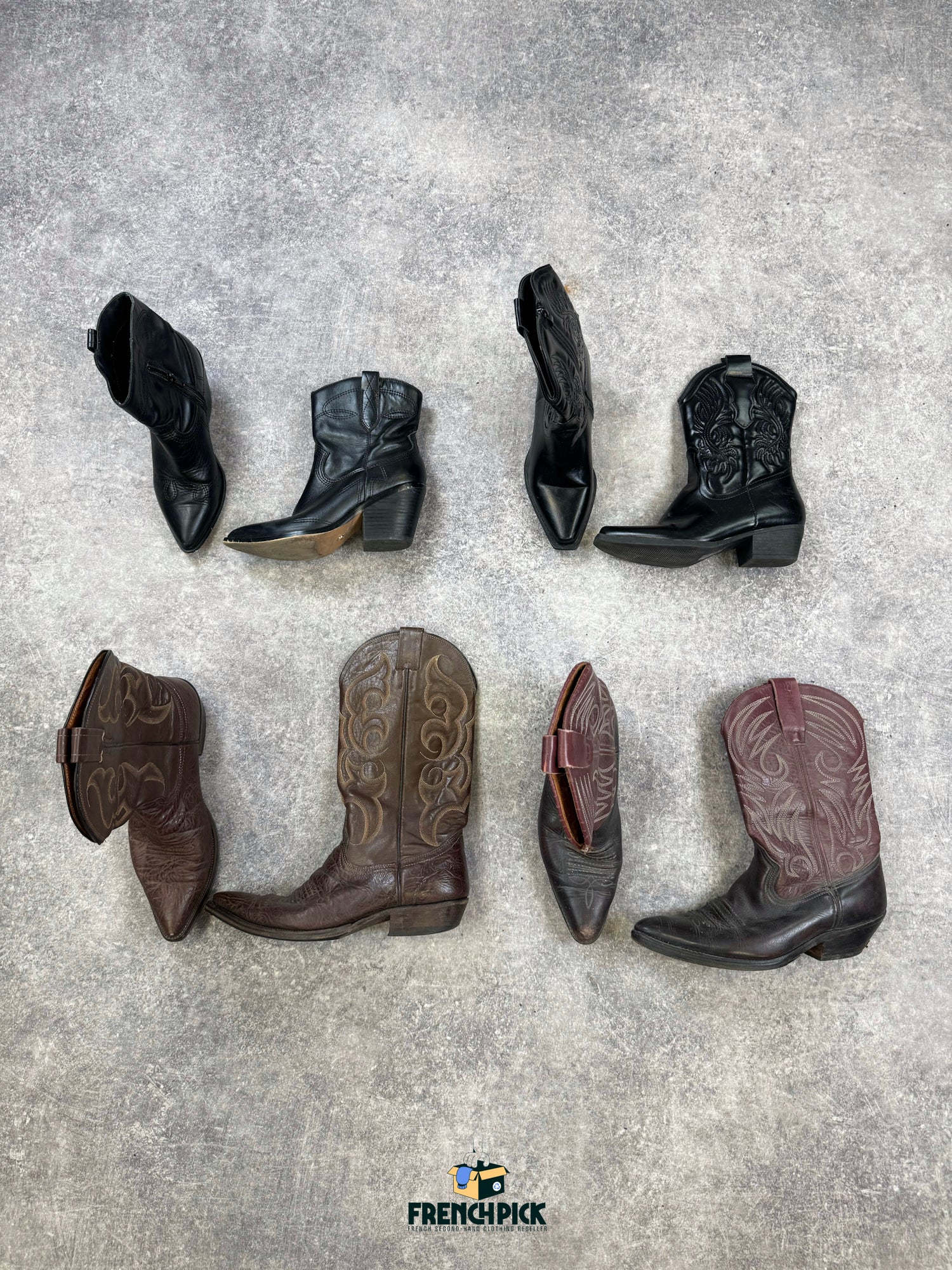 santiags-santiagues-bottes-cowboy-western-homme-femme-vintage-moderne-vetement-grossiste-friperie-wholesaler-seconde-main-marque-occasion-textile-piece-80-90-2000-2010-french-pick